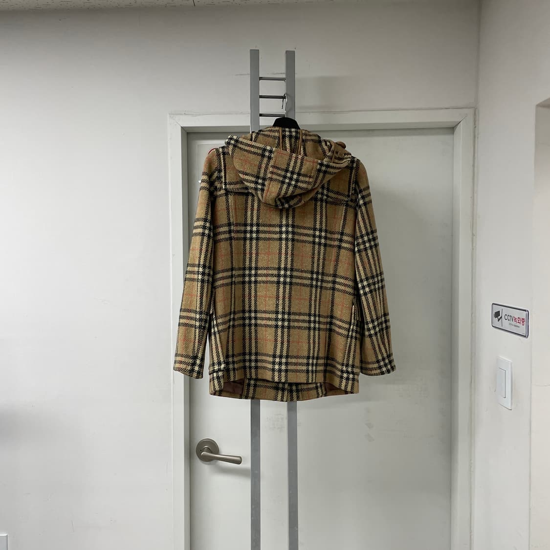 버버리 체크 후드 코트 38(W) 상품이미지6