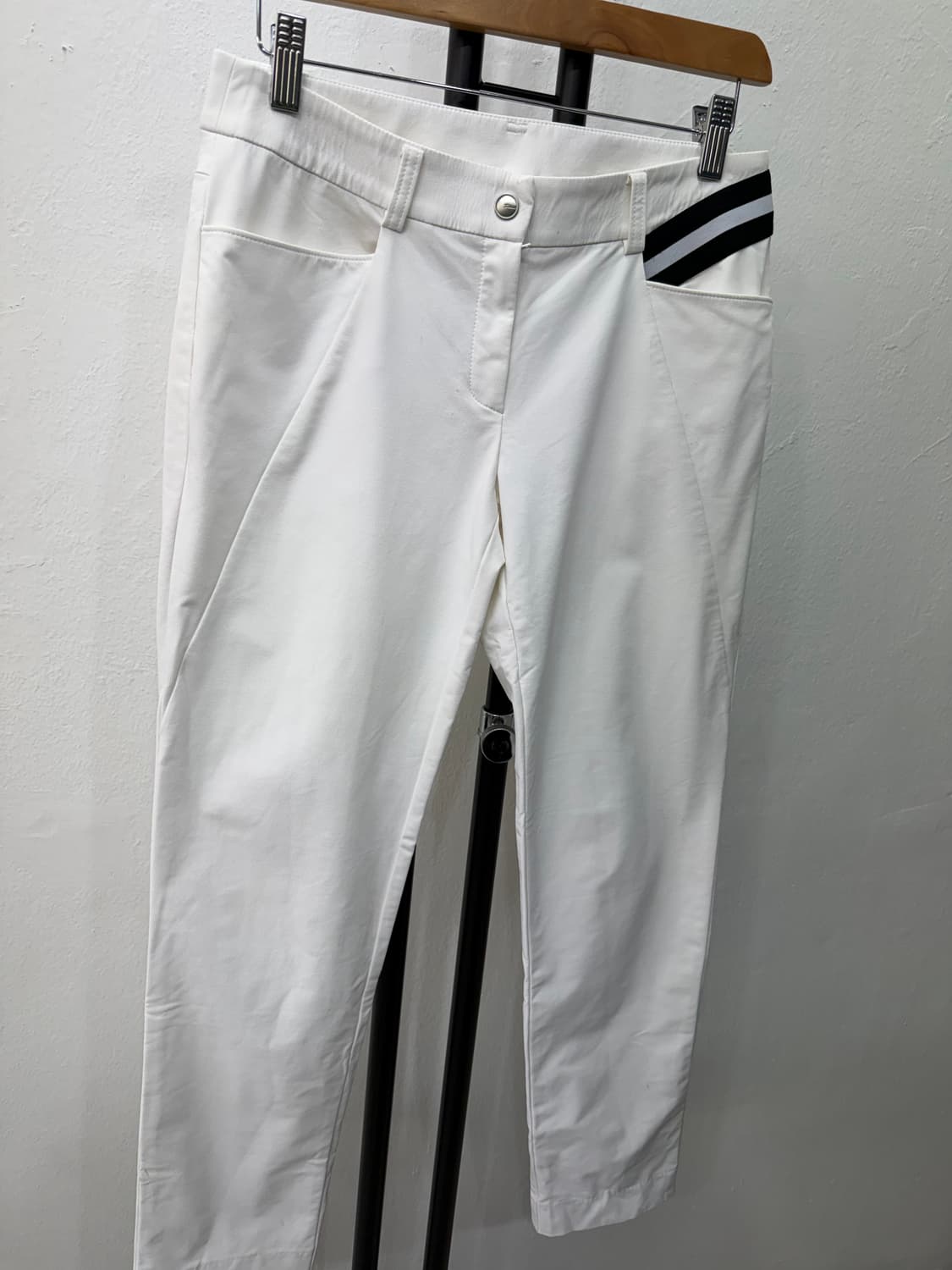 정품) 타이틀리스트 21ss 여성 화이트 삼선 라인 팬츠 28 상품이미지2