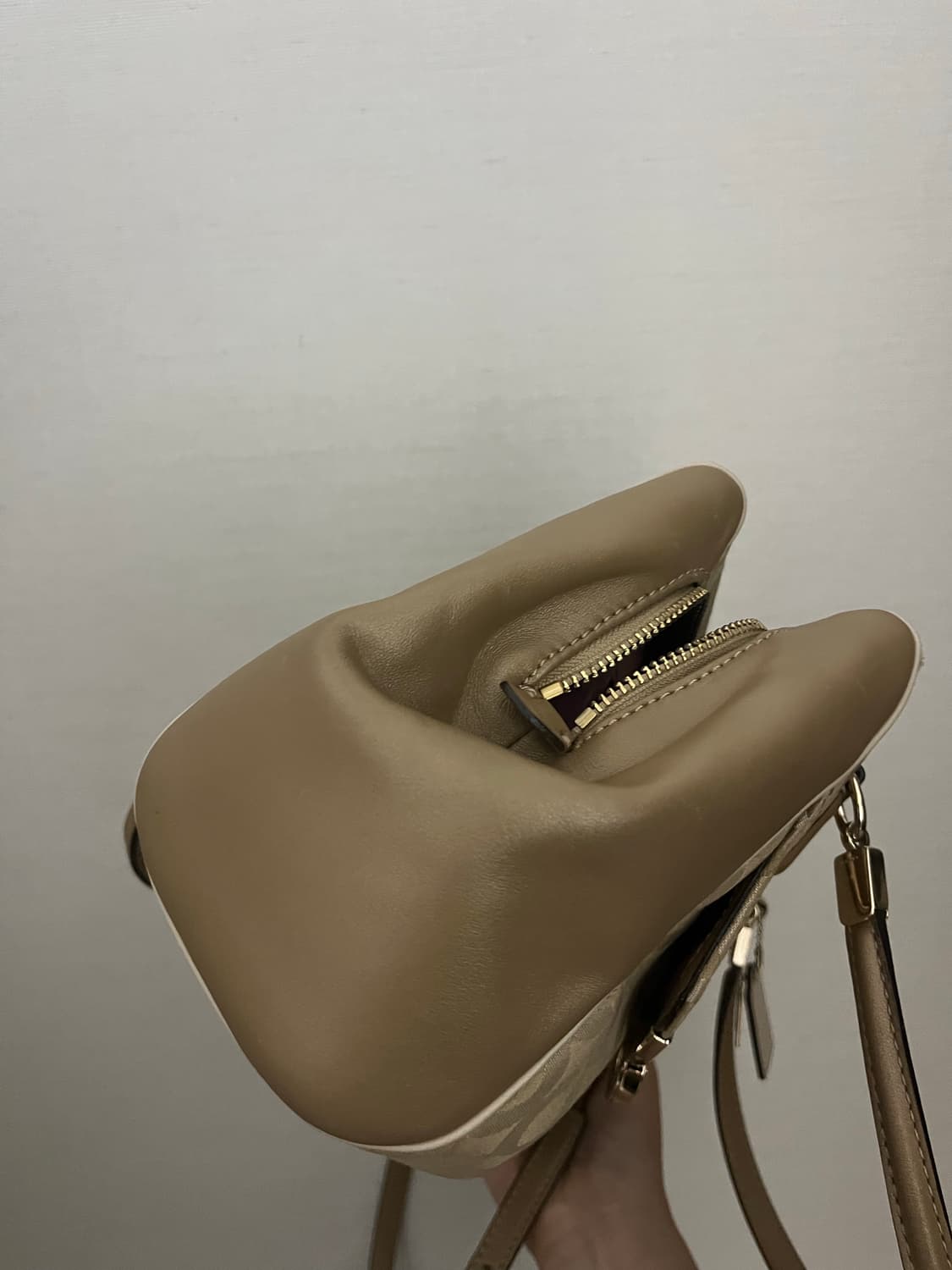 Rare🤎coach beige sholder bag 상품이미지6