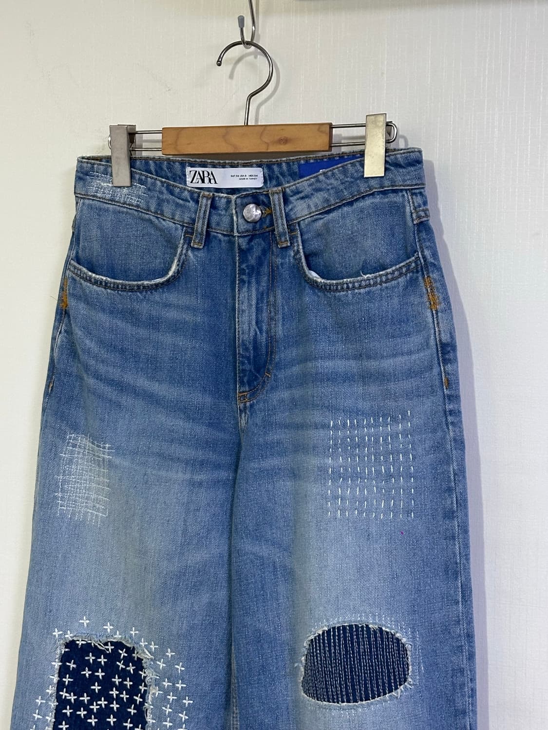 자라 아더에러 패치워크 워싱 데님 진 / 34/29-30“ 상품이미지3