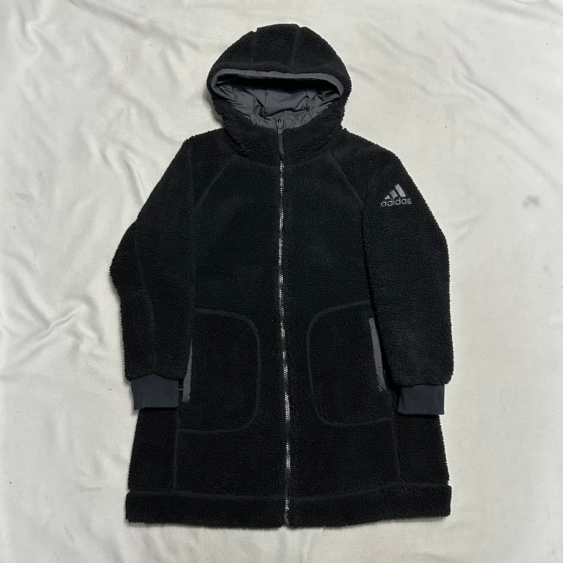 L 아디다스 리버시블 뽀글이 패딩 상품이미지2
