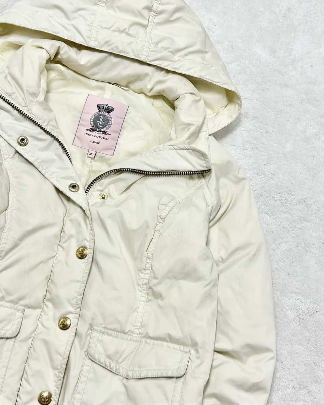 쥬시꾸뛰르 크림 누빔자켓 상품이미지7