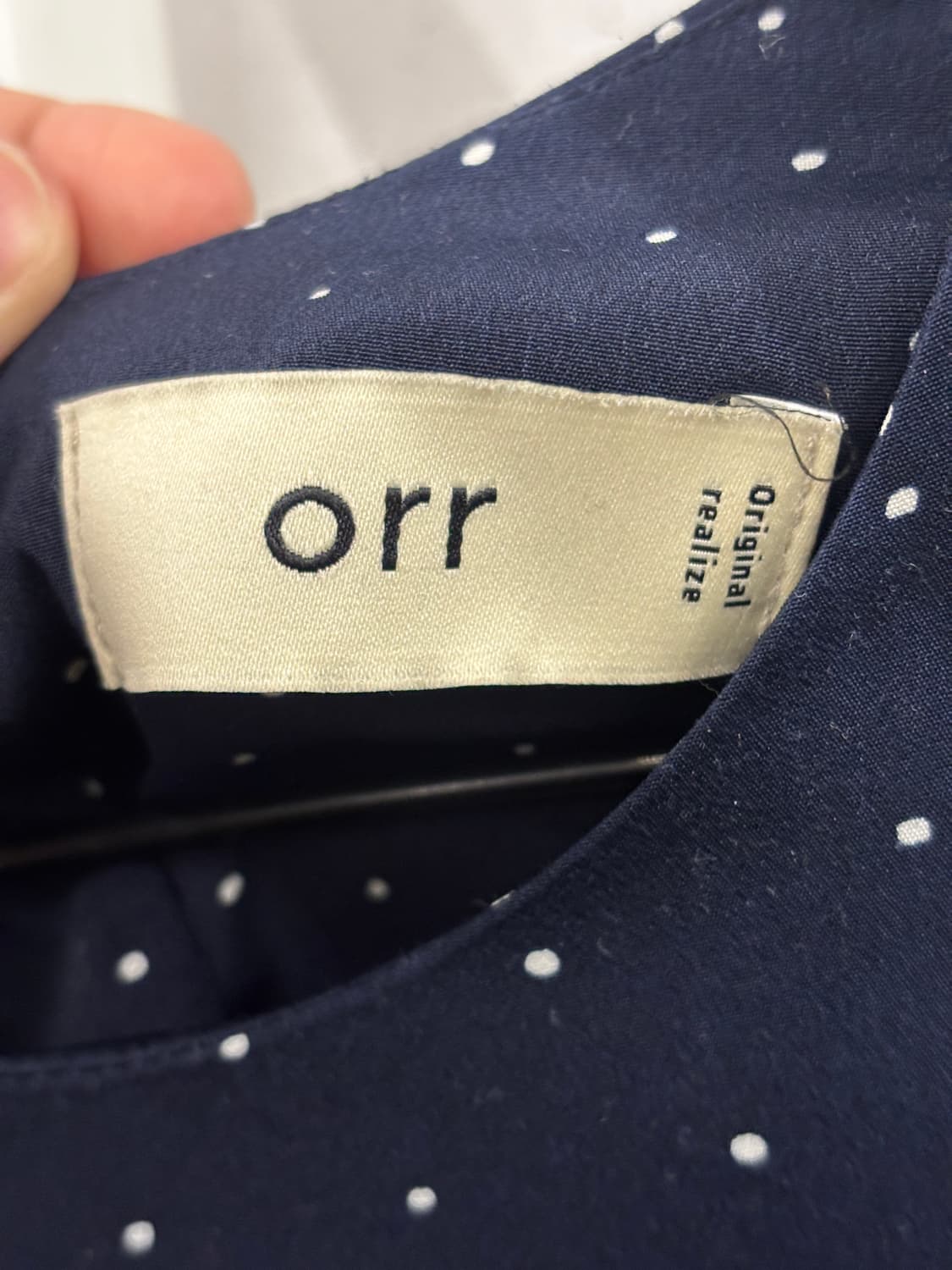 orr(오르) 도트 블라우스 네이비 OS 상품이미지4