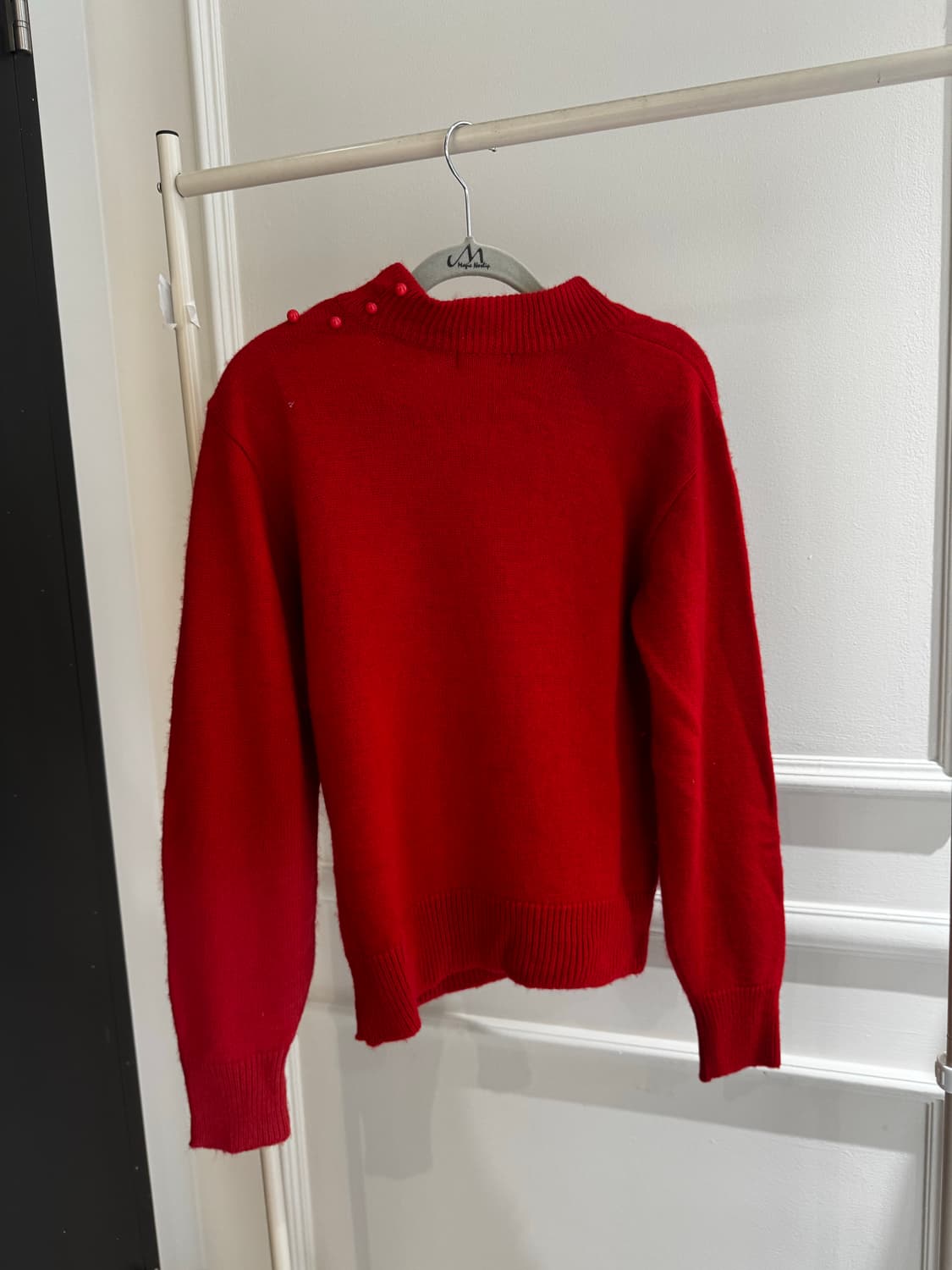 VT) Red button knit 상품이미지3