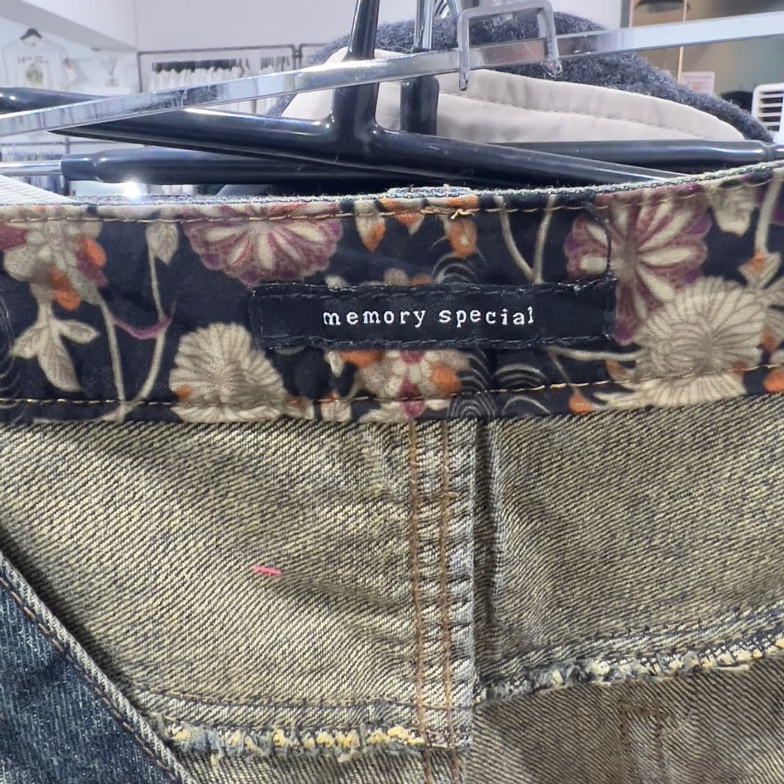 메모리 스페셜 멀티포켓 자수 데님팬츠 상품이미지5