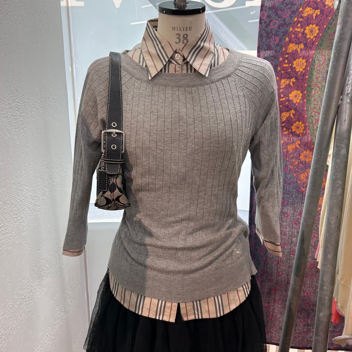 Burberry Baby Pink Knit Top 상품이미지2