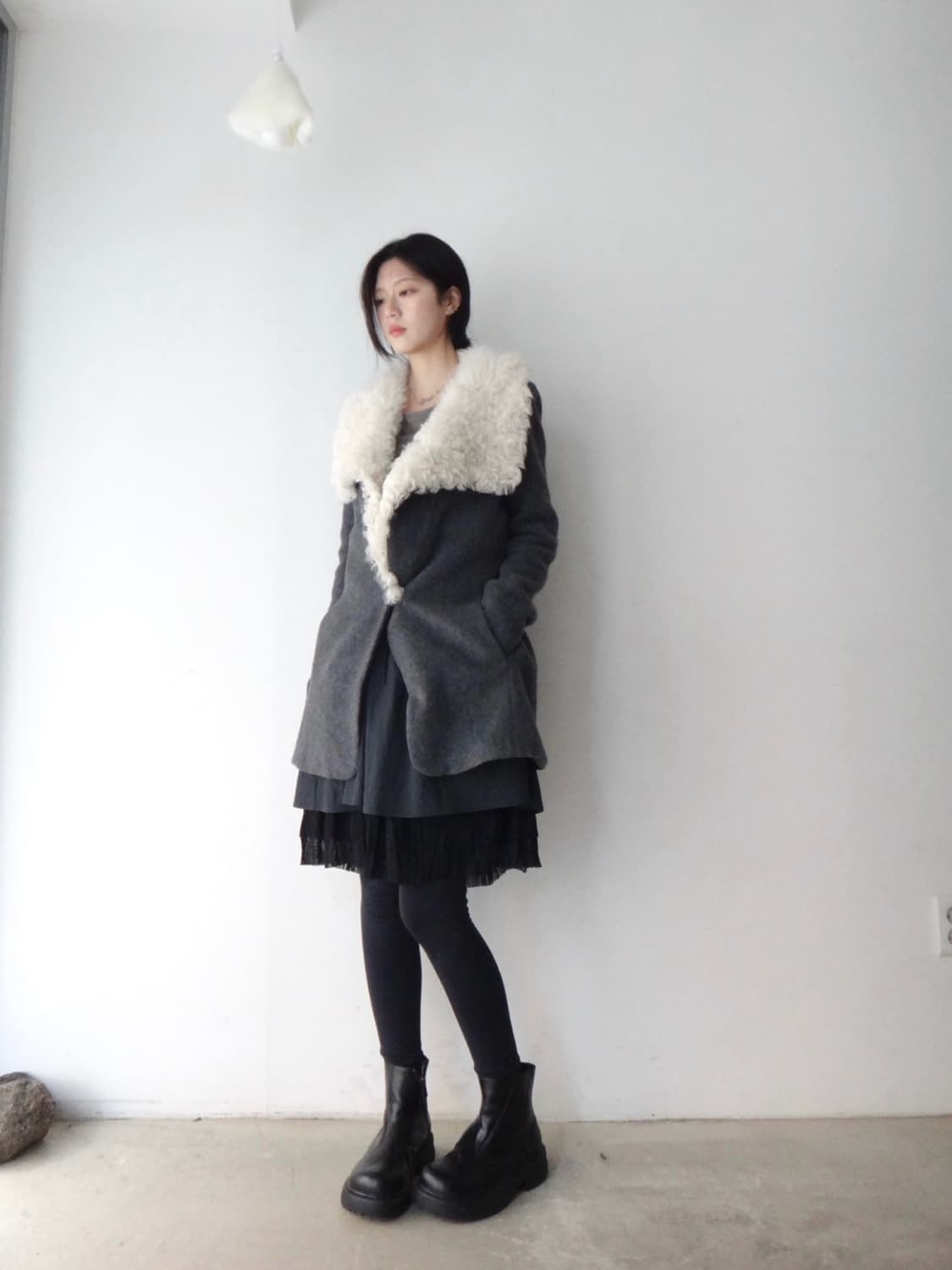 THEORY curly fur cashmear coat / grey 상품이미지9