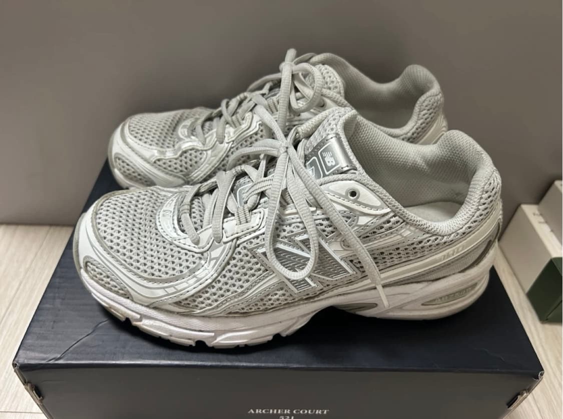 뉴발란스 740v2 화이트 실버 메탈릭 240 상품이미지3
