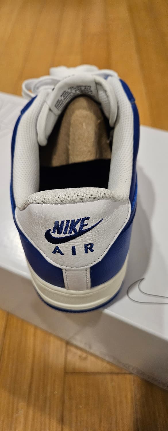 나이키 에어포스1 바이유 제품입니다. 상품이미지3