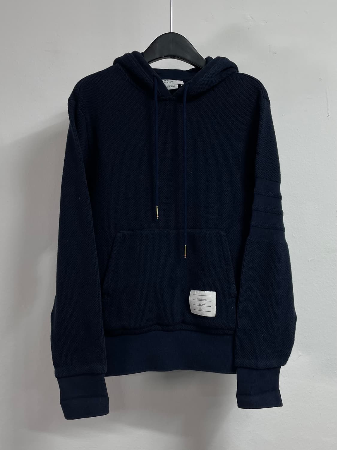 톰브라운 사선완장 네이비 니트 후드티 (on.149)  상품이미지1