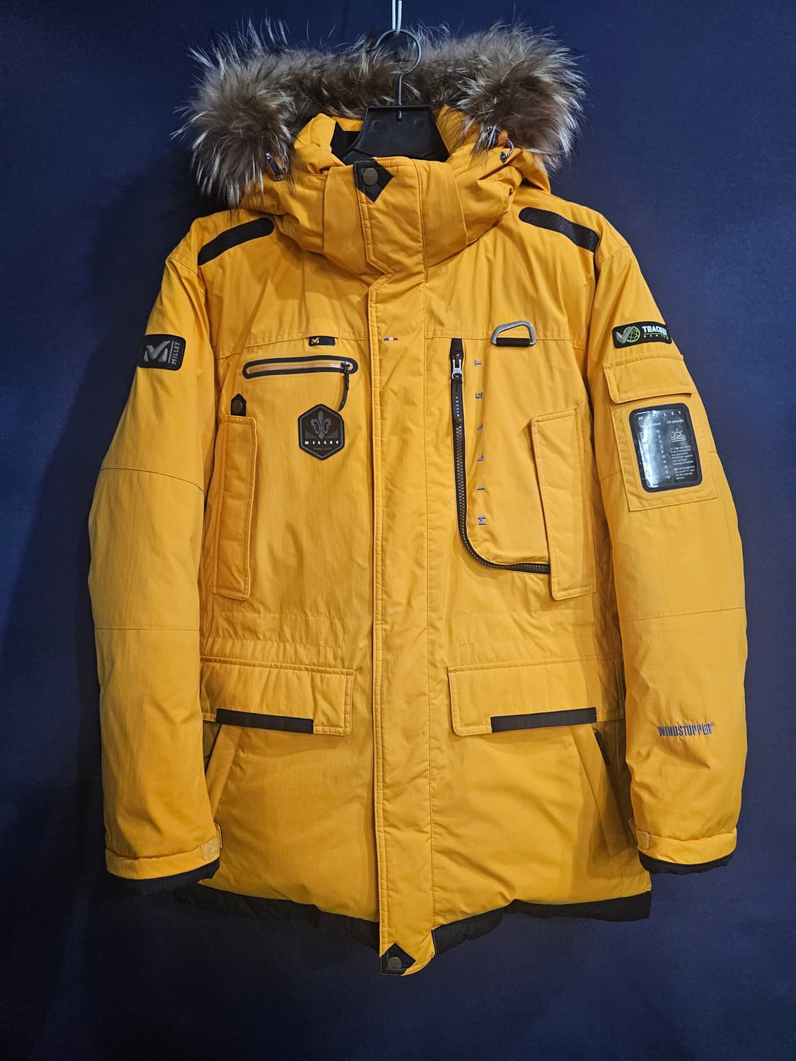 밀레 윈드스토퍼 옐로우 남성 105 구스다운 대장급 패딩  상품이미지1