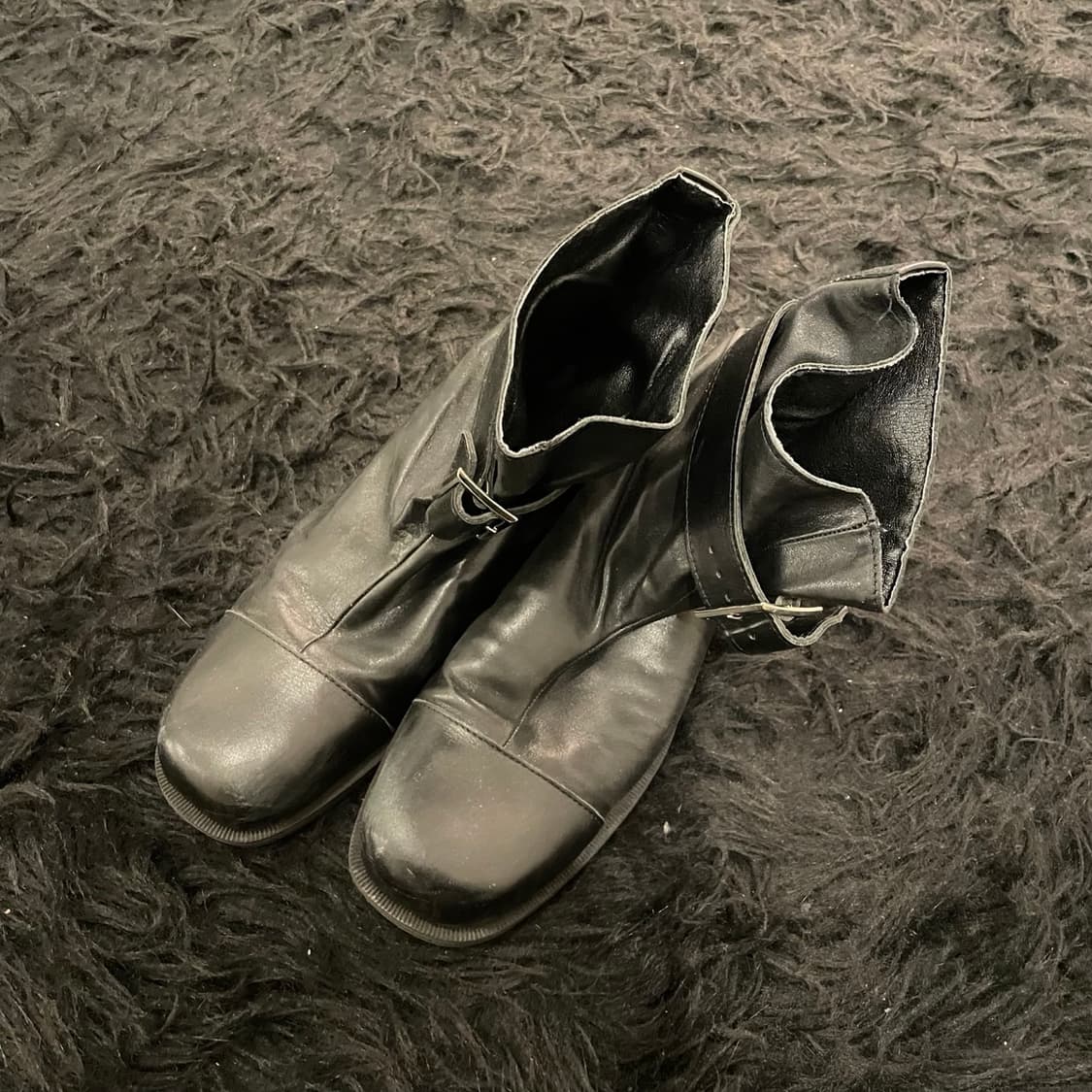 꼼데가르송 스퀘어 토 부츠 (23) 상품이미지1