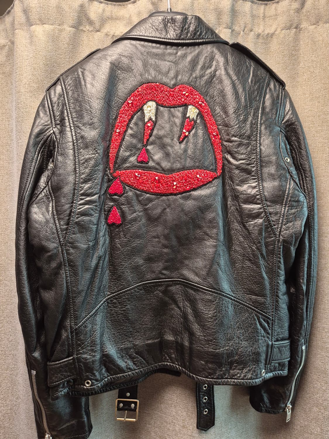 생로랑 L17 블러드러스터 52 상품이미지1