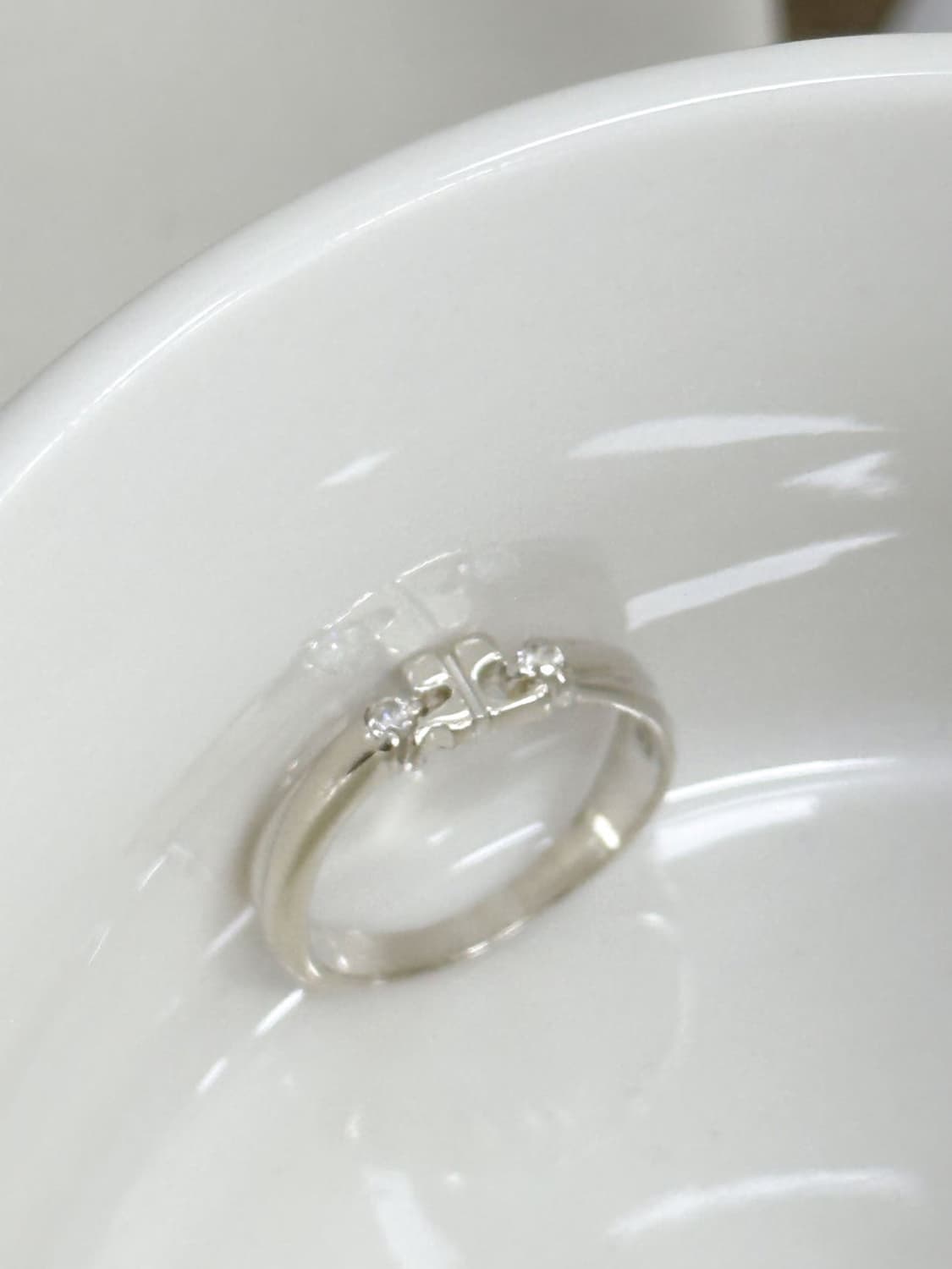 courreges / 꾸레쥬 화이트 큐빅 로고 실버 925 반지 상품이미지3