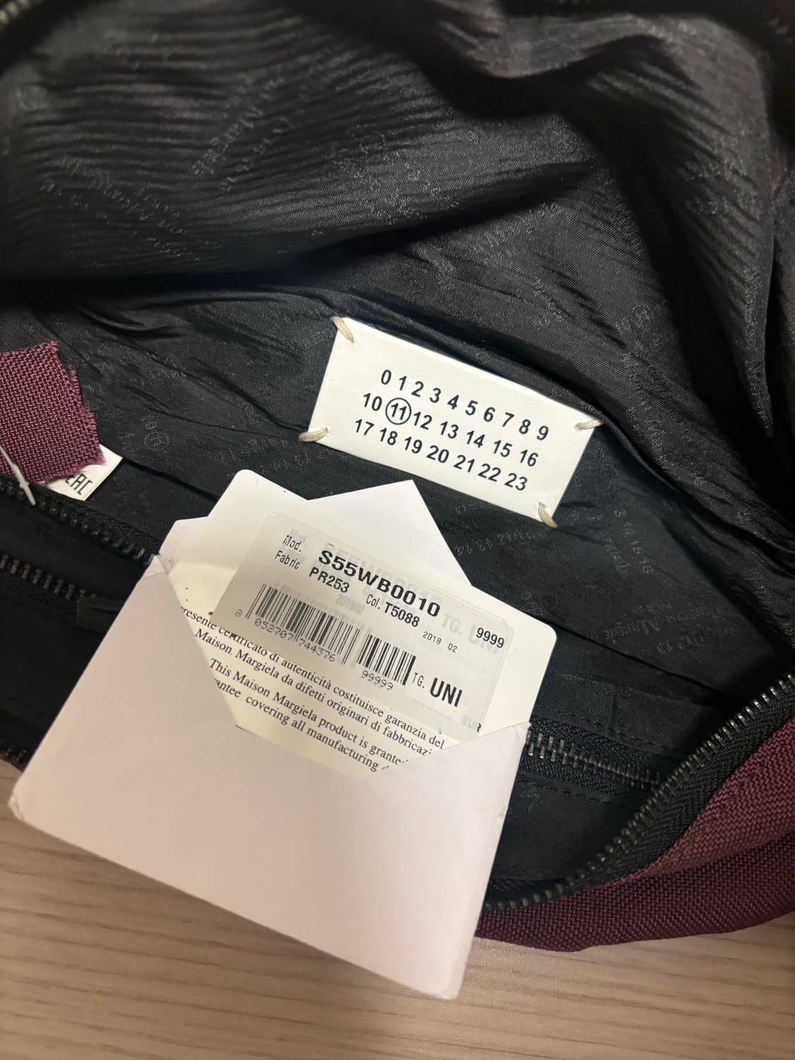 마르지엘라 버건디 슬링백 상품이미지2