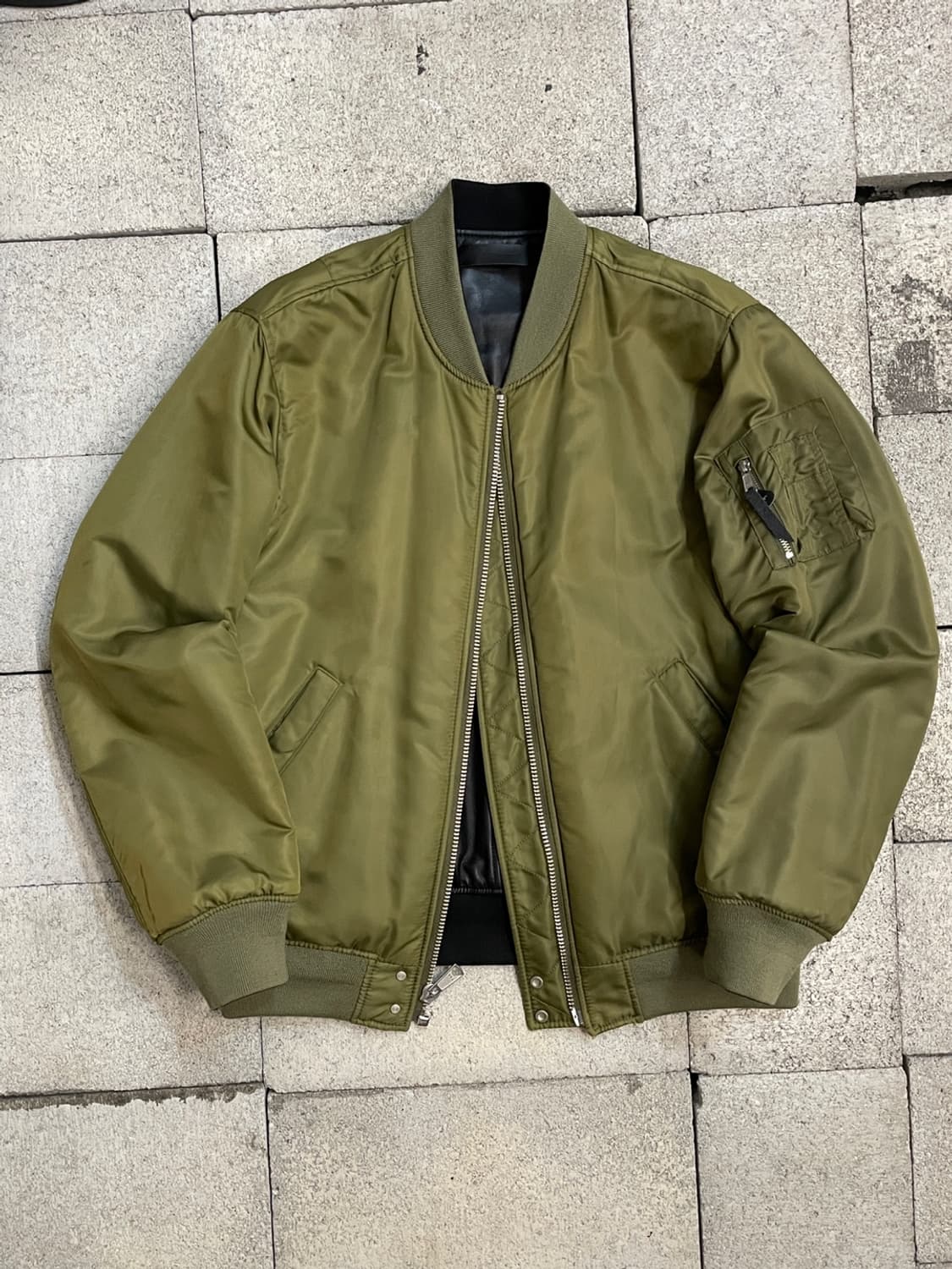 프론트로우 x 인스턴트펑크 리버시블 Ma-1 가죽 자켓 상품이미지7