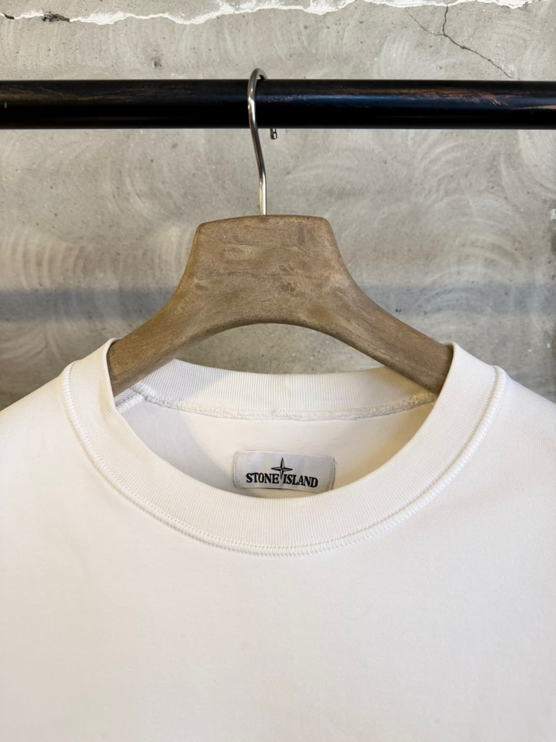 스톤 아일랜드 맨투맨 100~105 상품이미지3