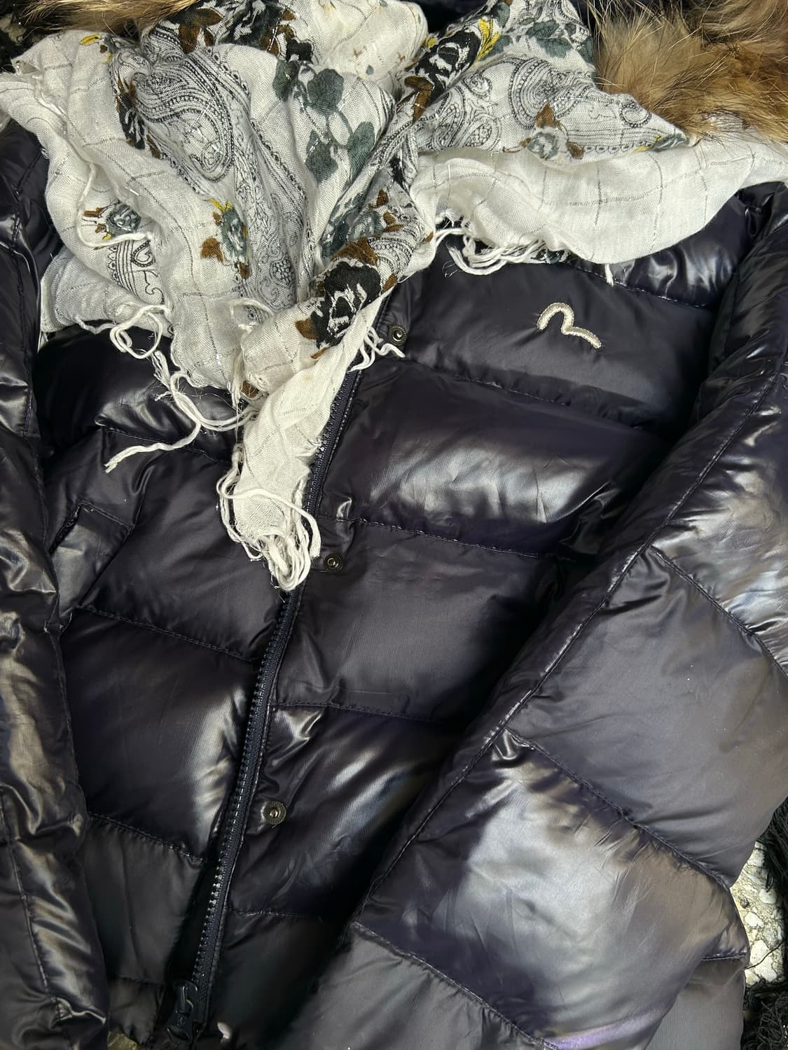 2000s evisu 락시크 퍼플 숏 퍼 패딩 상품이미지2