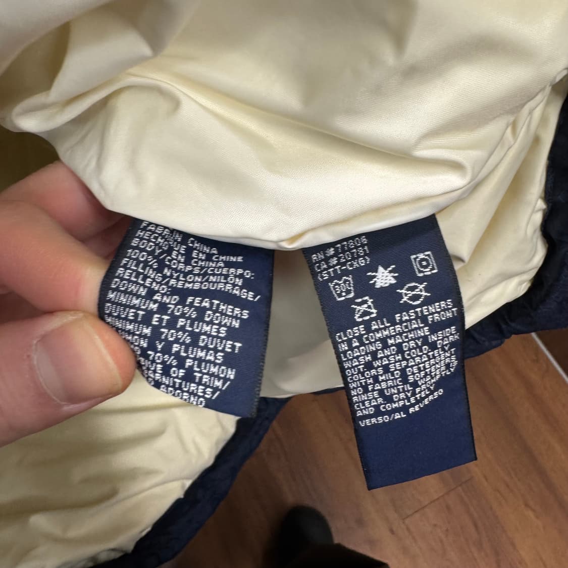 타미 진스 구스다운 패딩 점퍼 후면 로고 포인트 네이비 레드 상품이미지9