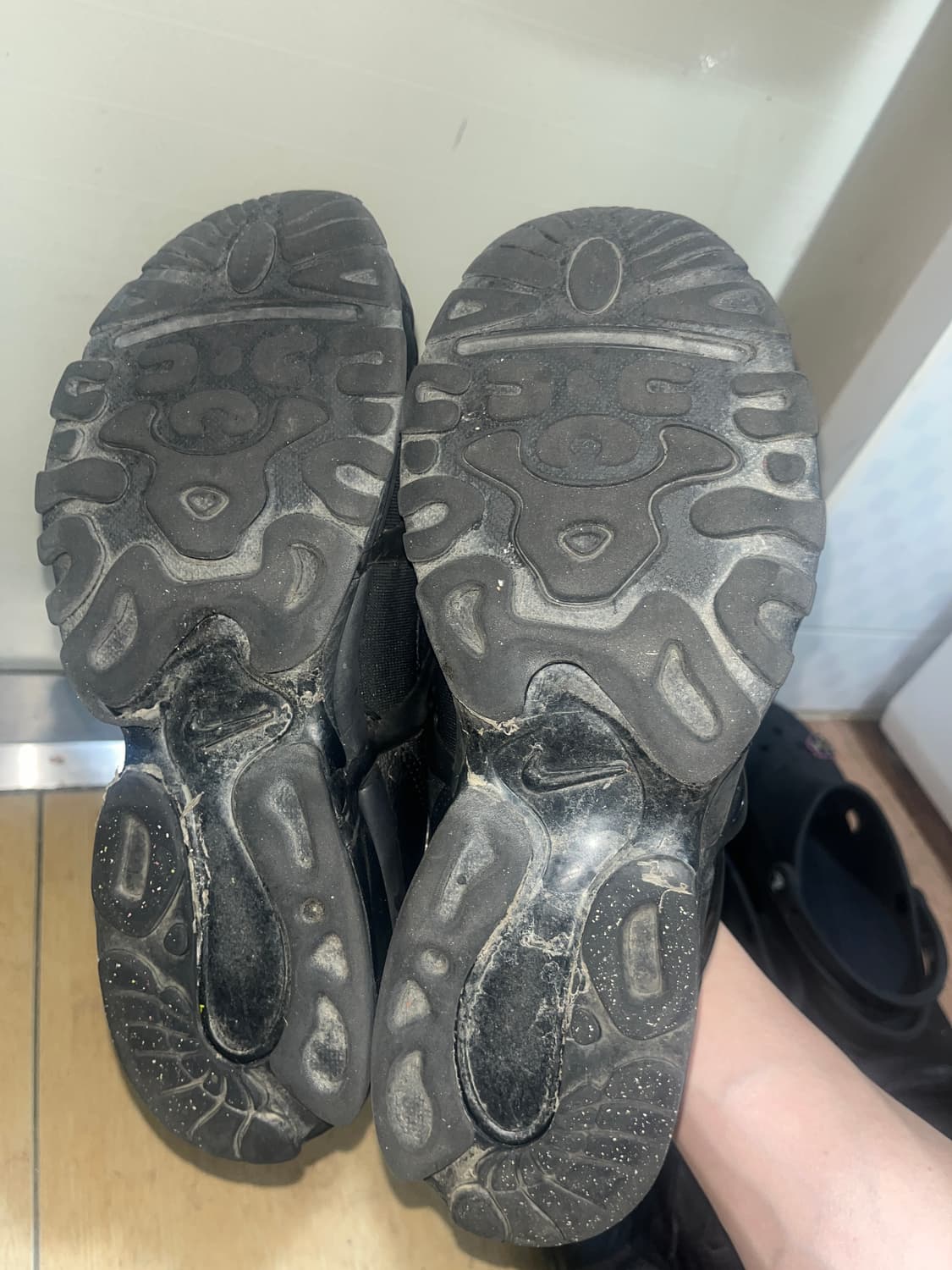 나이키 쿠키니 블랙 275 상품이미지5