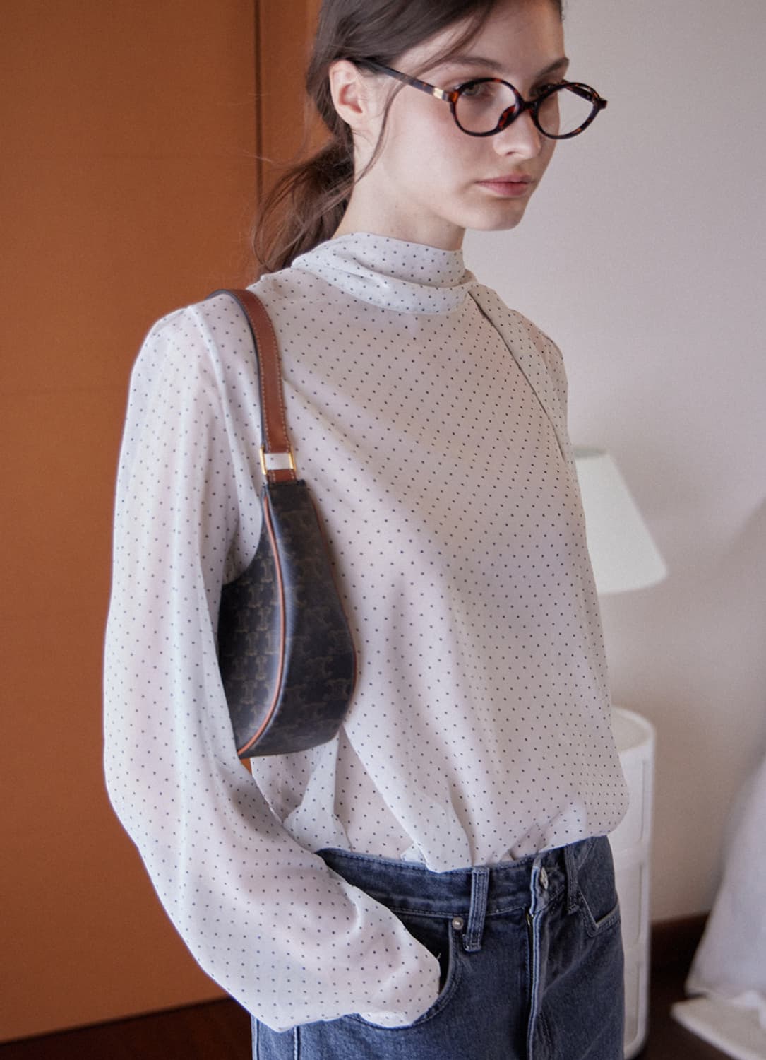 헤인트 SEE-THROUGH DOT TIE BLOUSE 아이보리 상품이미지1