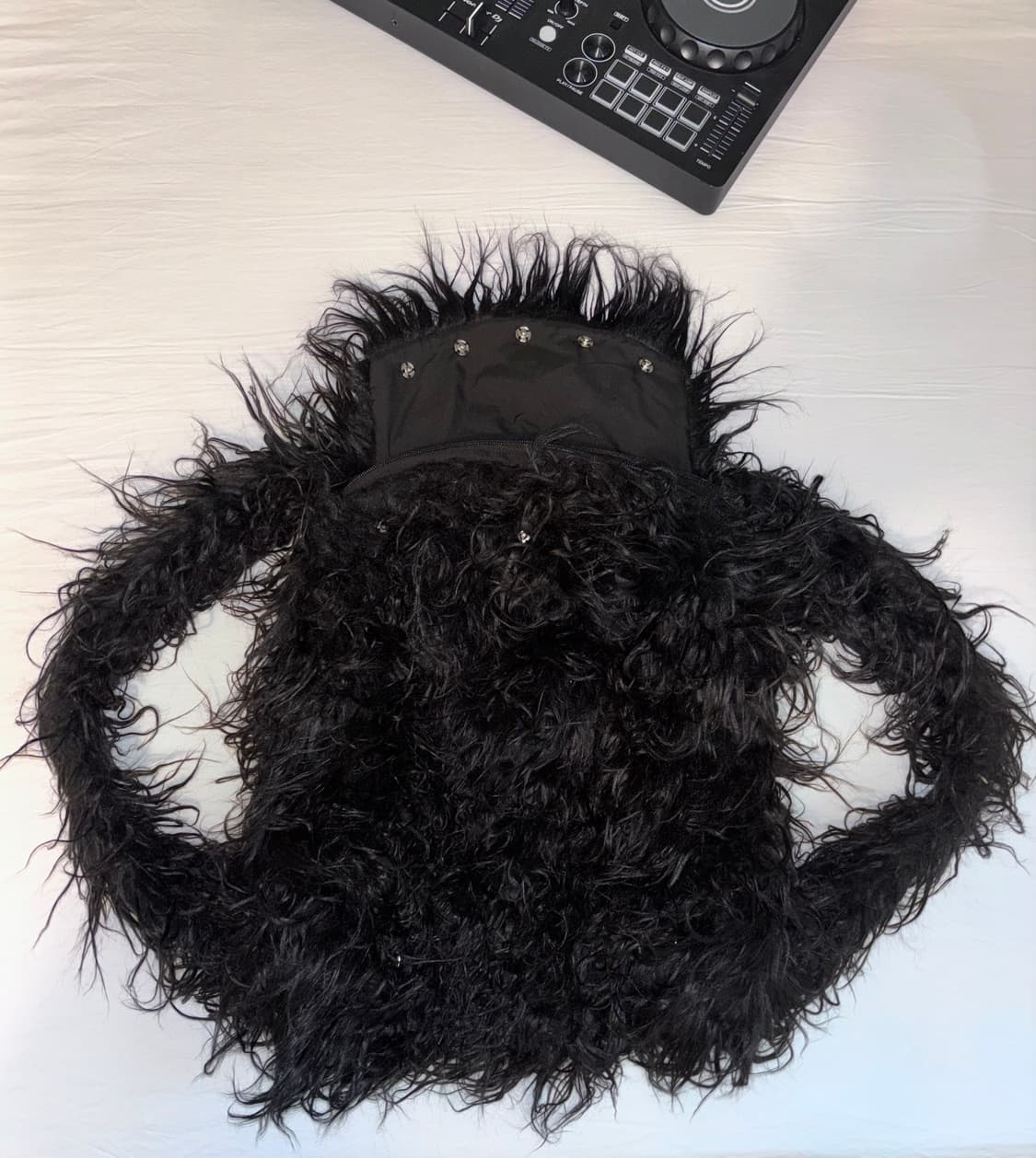 Ranger Cartel X4 fur backpack 상품이미지1