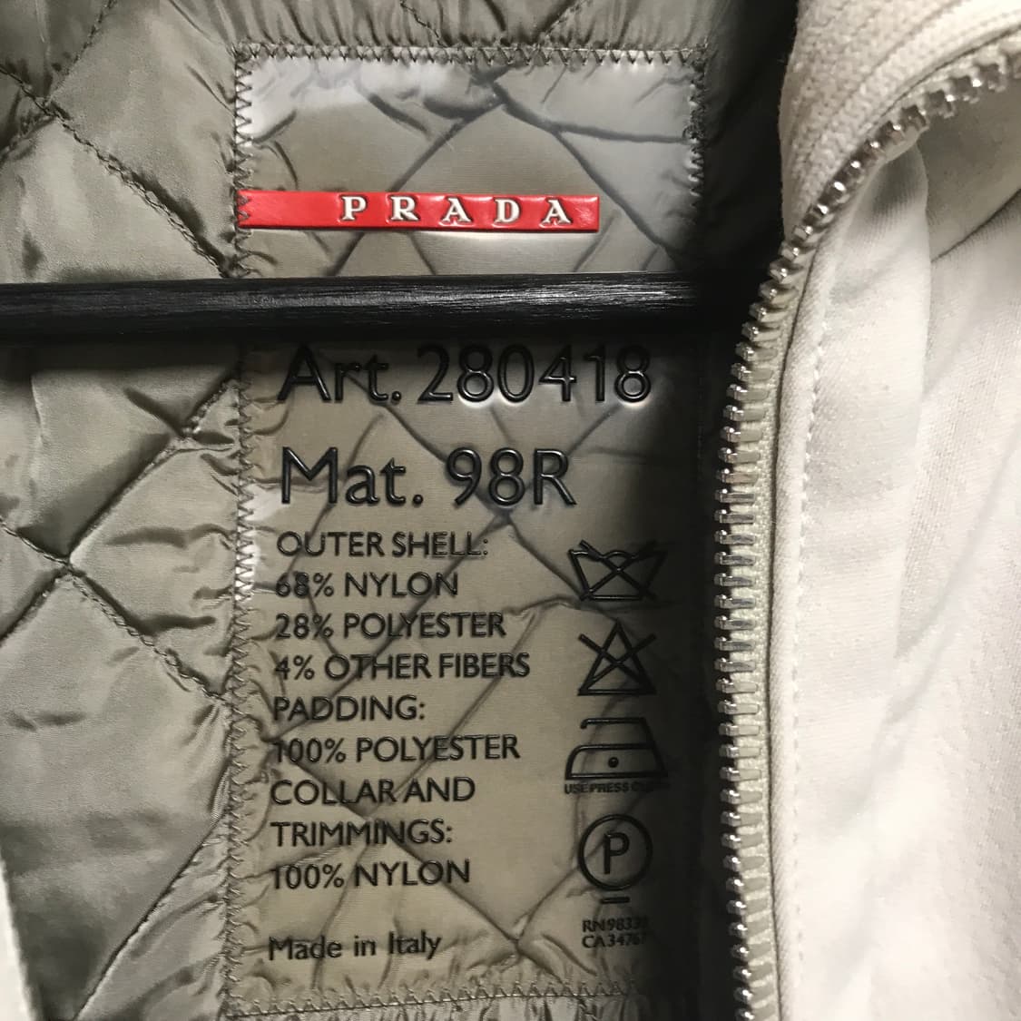 프라다 스포츠 아이보리 코트 40(W) 상품이미지5