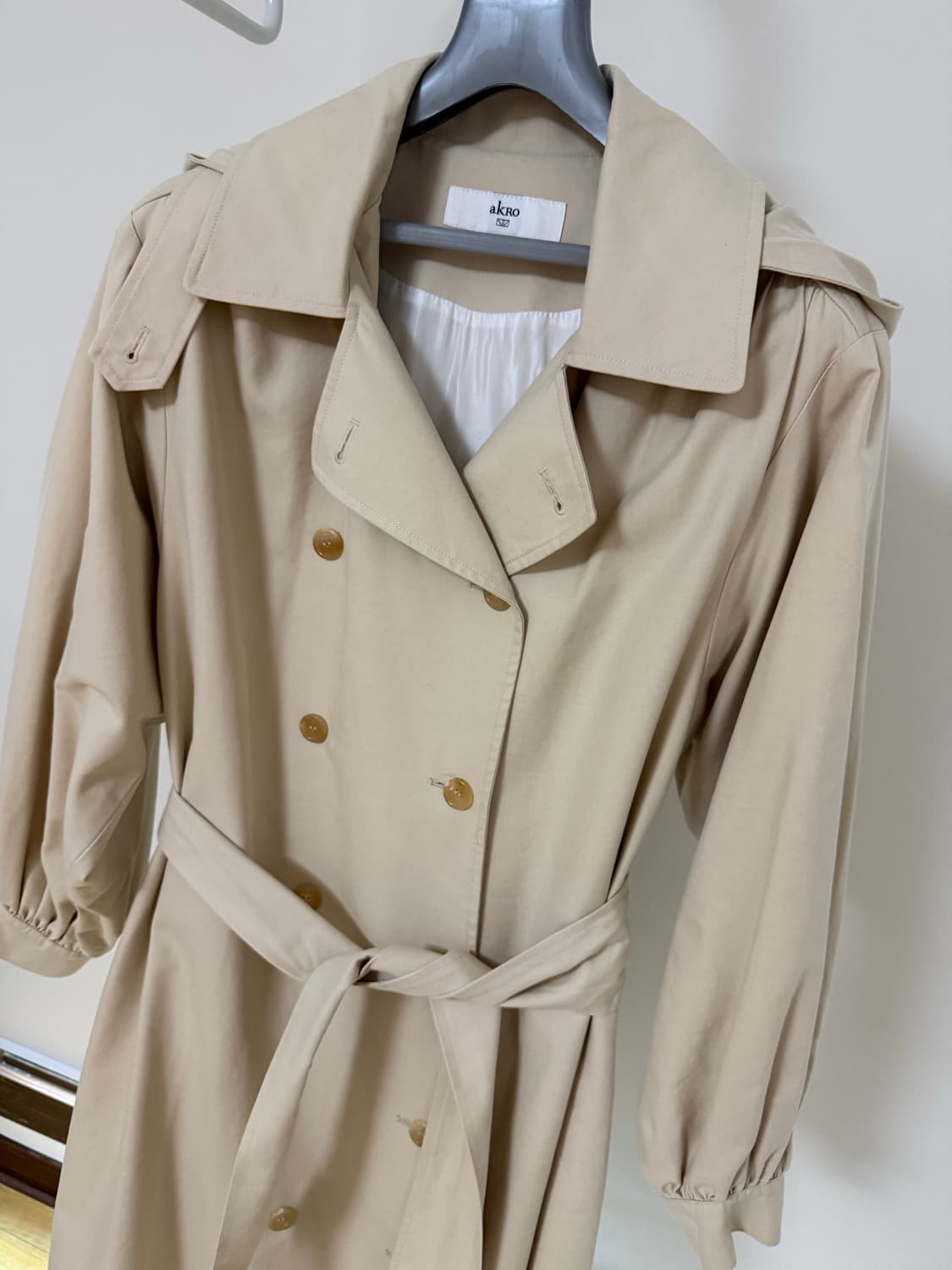 수지 트렌치코트 akro 상품이미지4