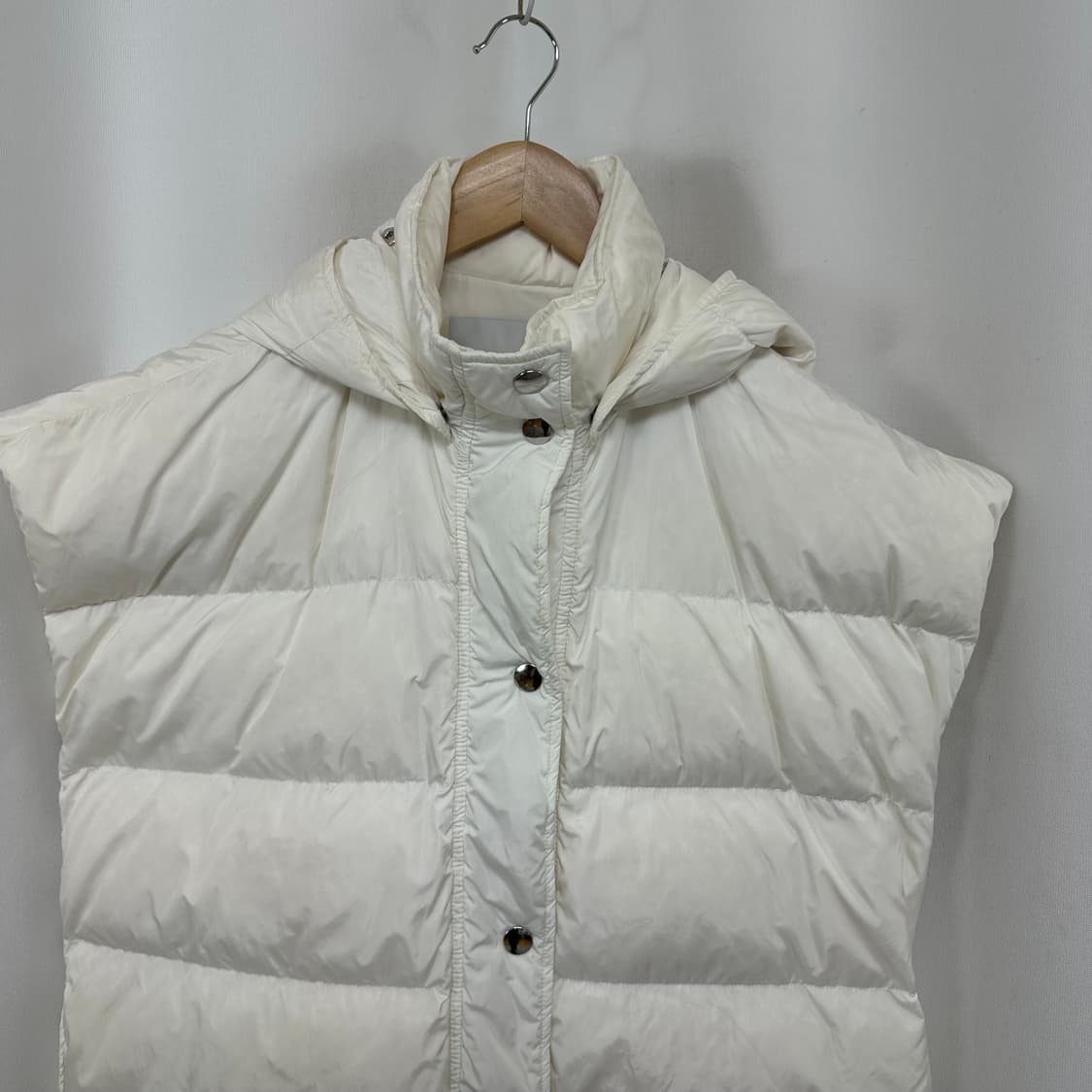 엠에스지엠 여자 패딩조끼 화이트 38 (실측110) 상품이미지2