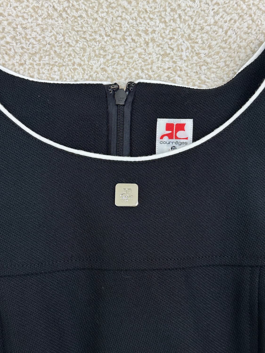 꾸레쥬 블랙 울 원피스 상품이미지3