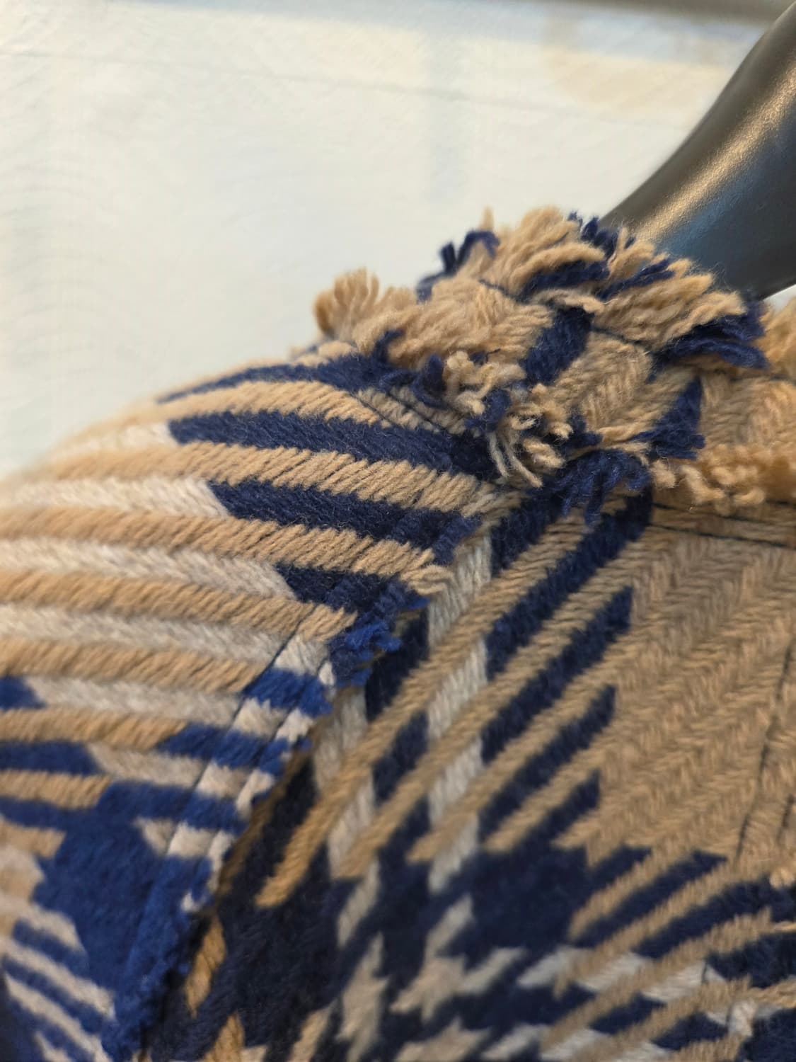 데무 한정판 하운드투스 트위드 롱 코트 상품이미지6