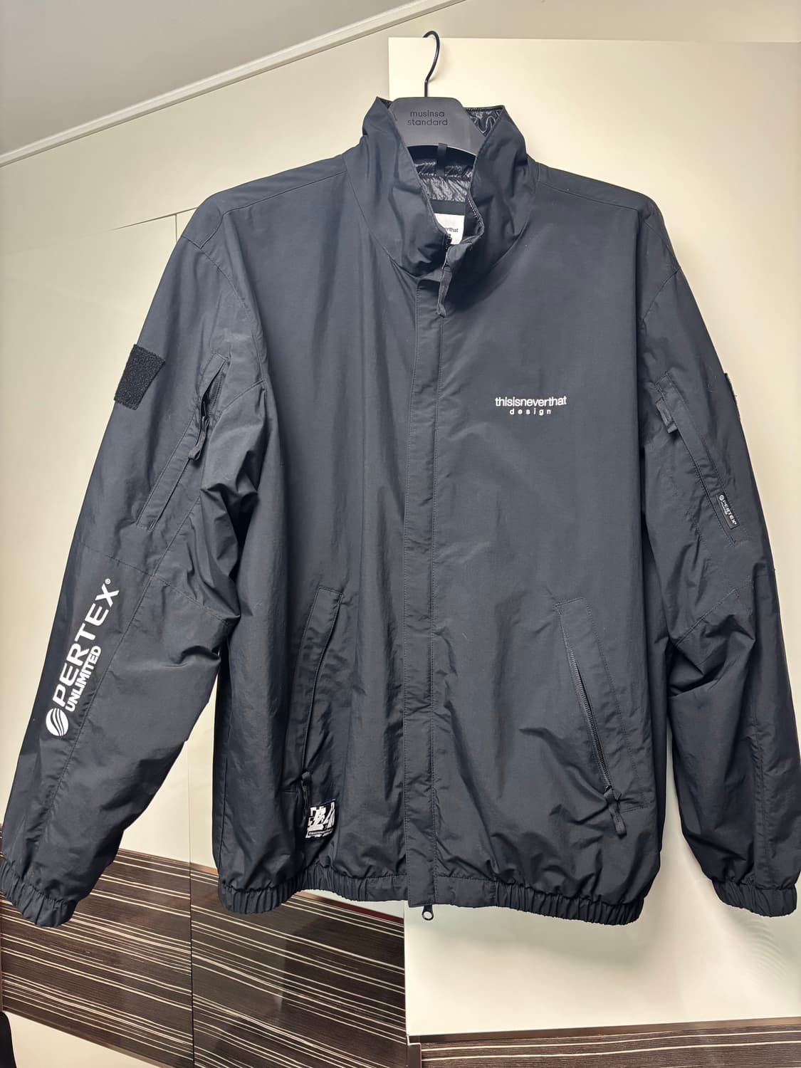 디네뎃 퍼텍스 바람막이 블랙 상품이미지1