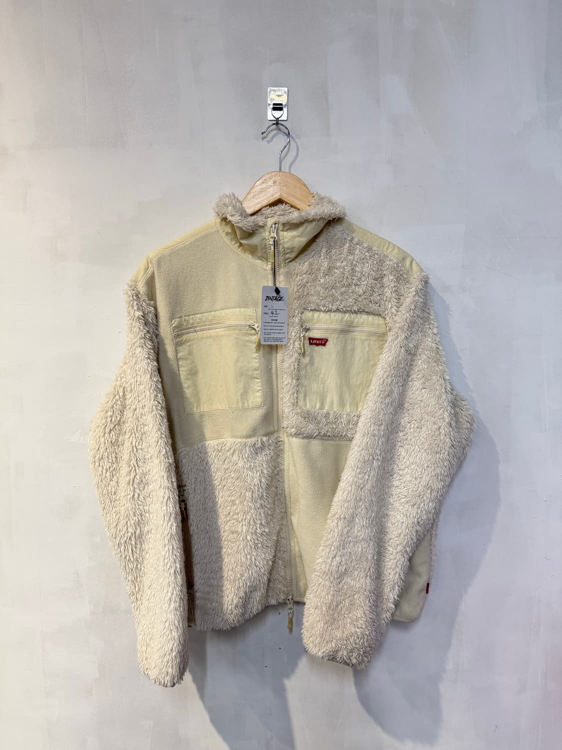 리바이스 아이보리 플리스 집업 상품이미지1