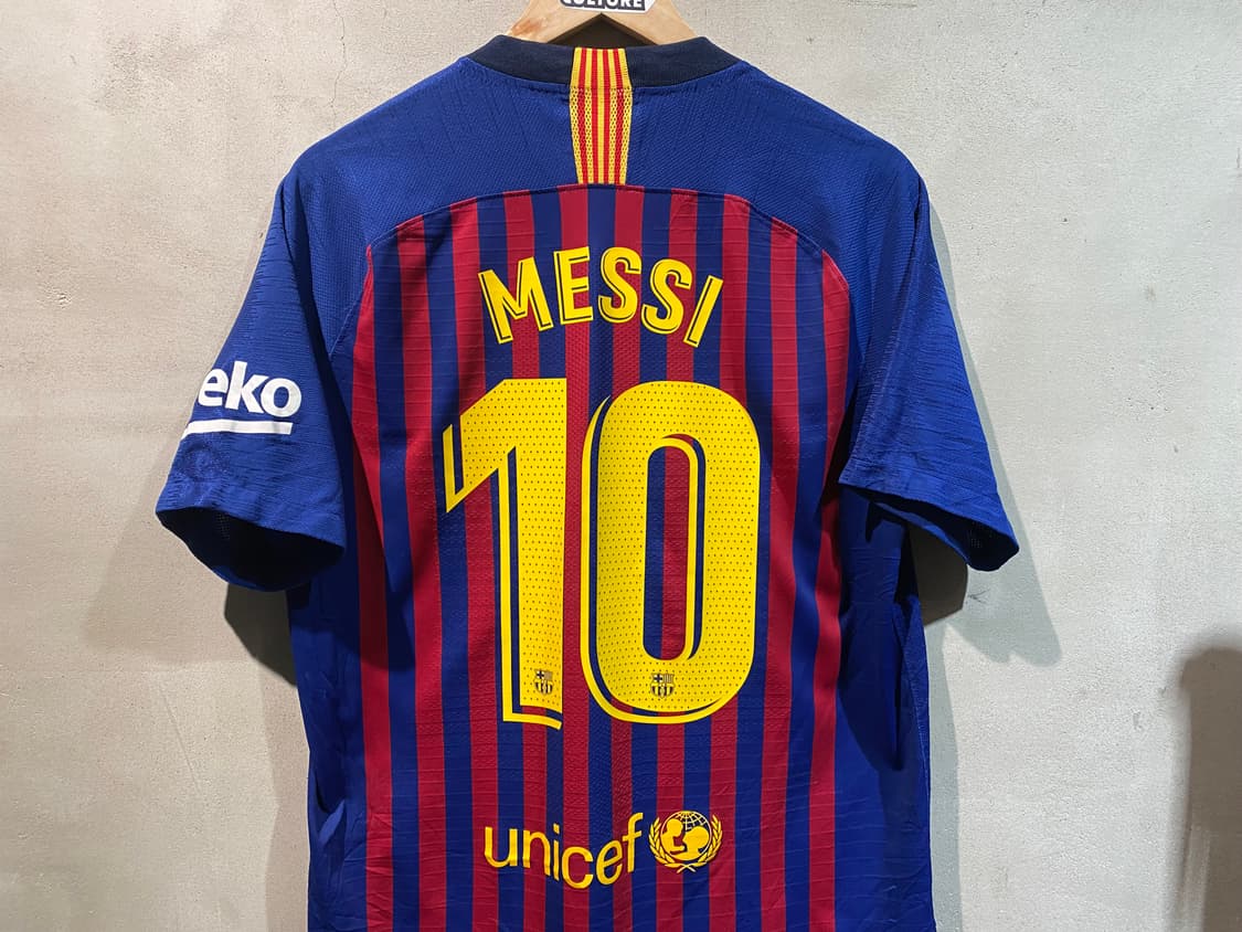 18-19 바르셀로나 메시 어센틱 홈 유니폼 상품이미지8