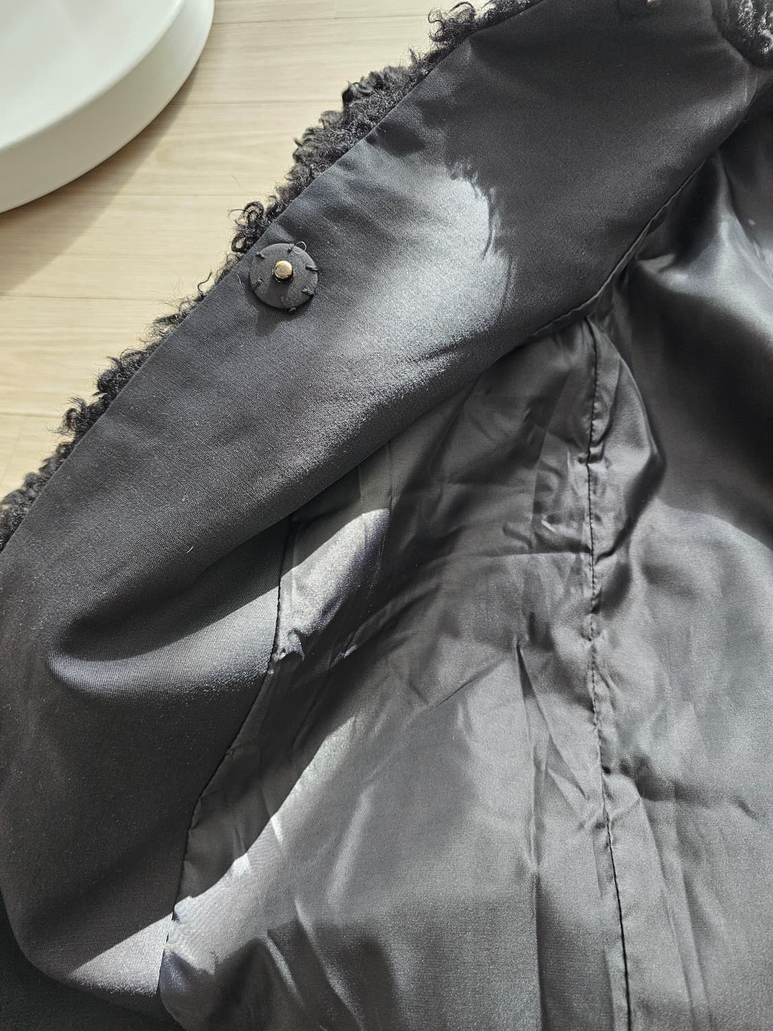 블랙 양털  코트 상품이미지2