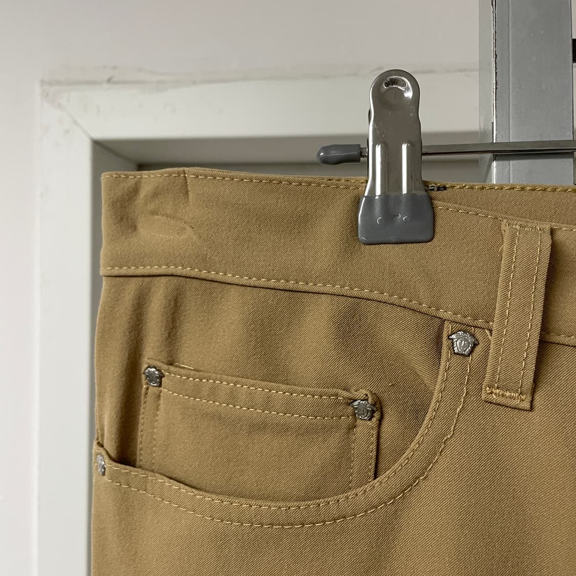 베르사체 베이지 팬츠 36 상품이미지7