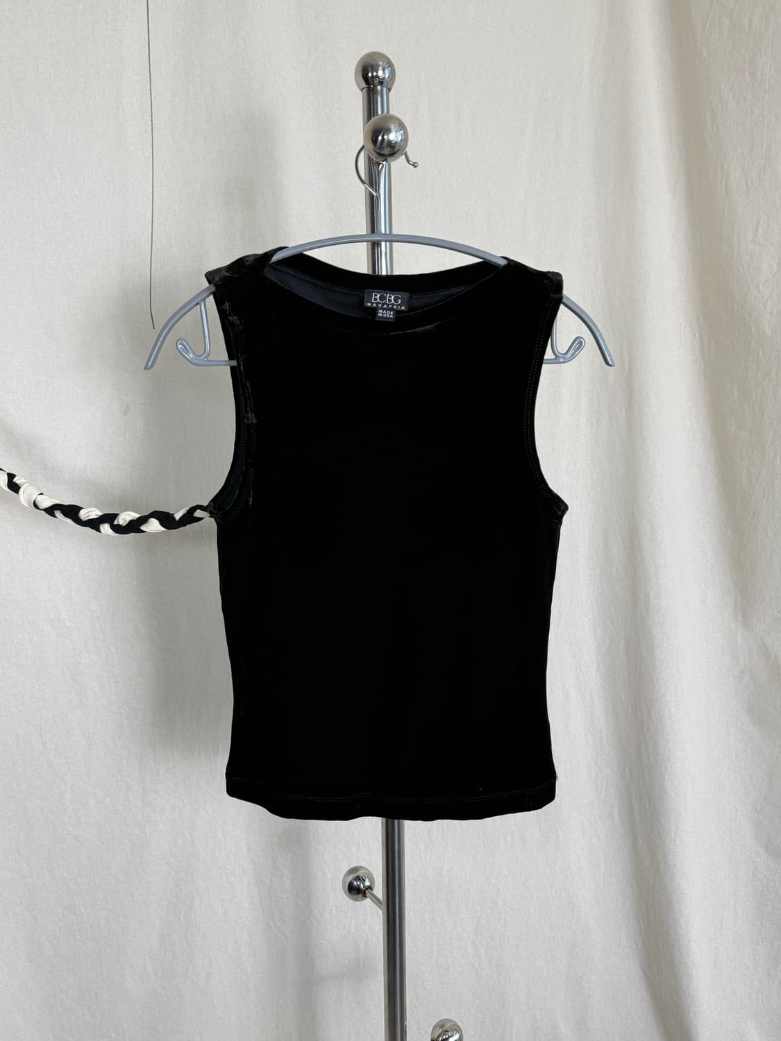 BCBG Maxazria 벨벳 민소매 탑 상품이미지1