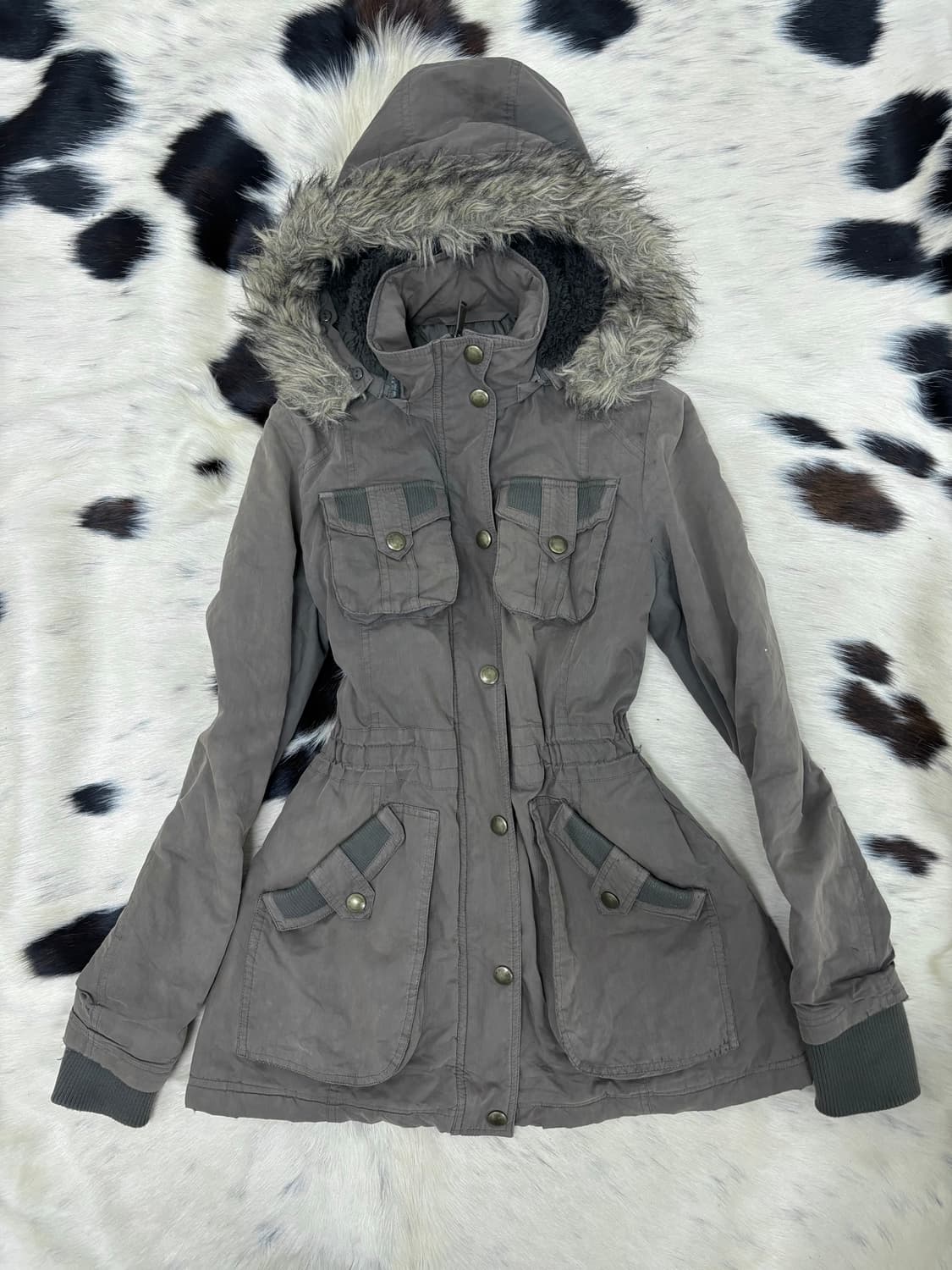 [BCBG]Y2K Grunge Fur Multi Pocket Jacket 상품이미지4