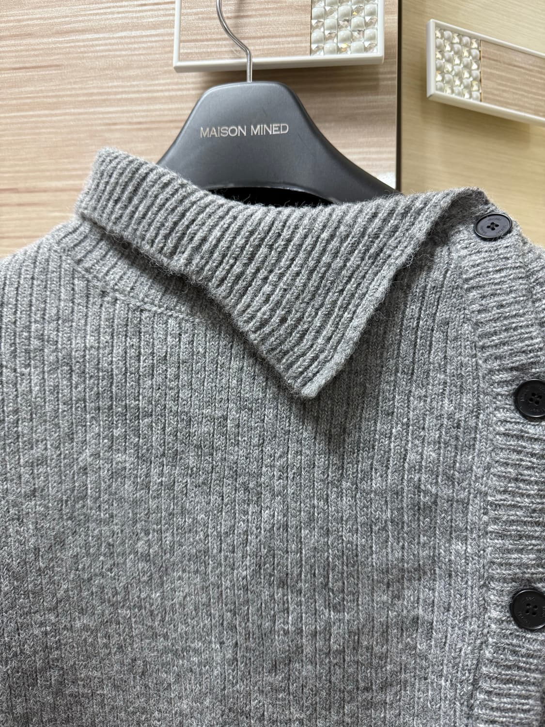 미세키 서울 / 사이드 버튼 니트 / FREE 상품이미지5