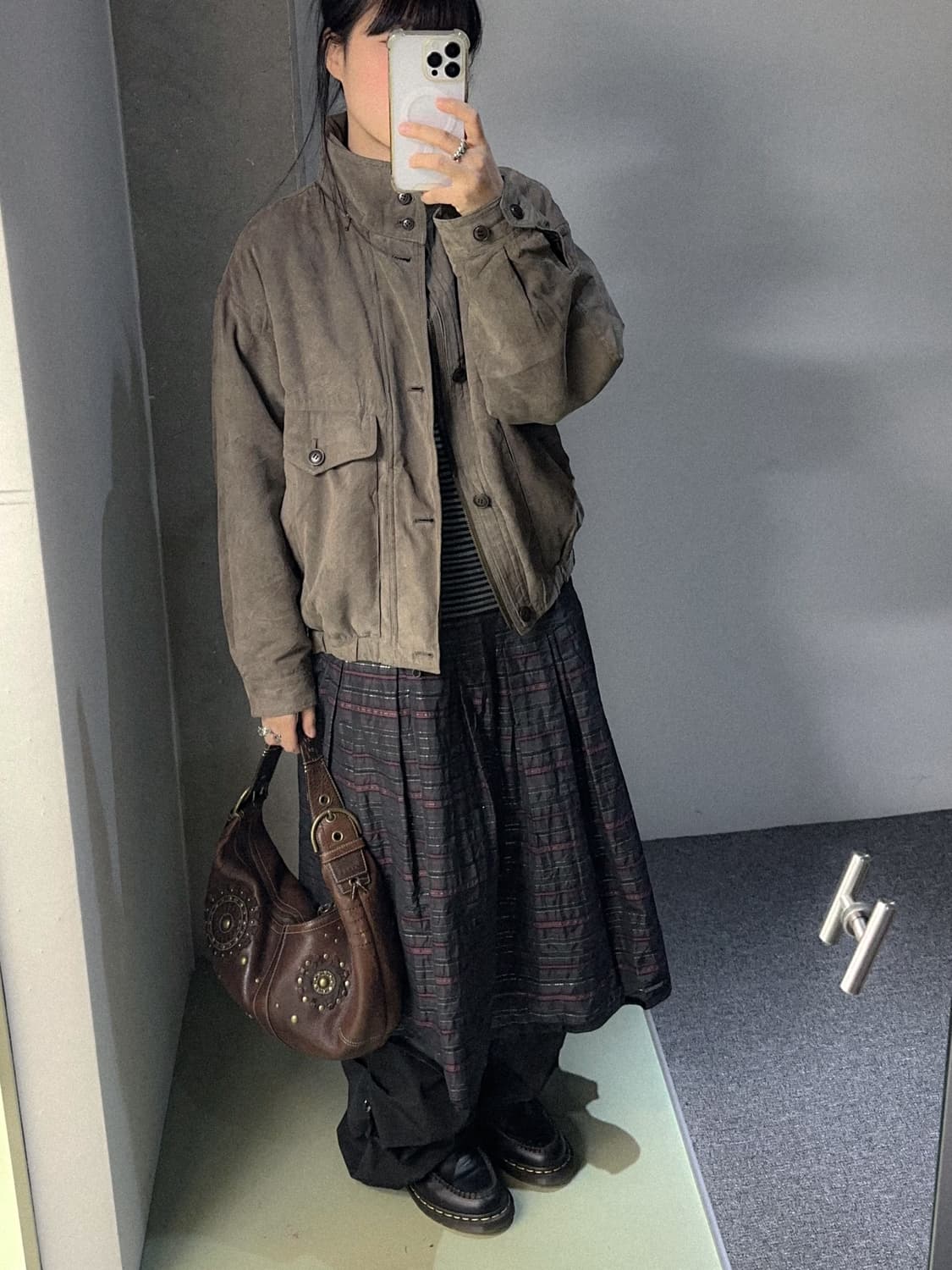 silver stripes pleats skirt 상품이미지1