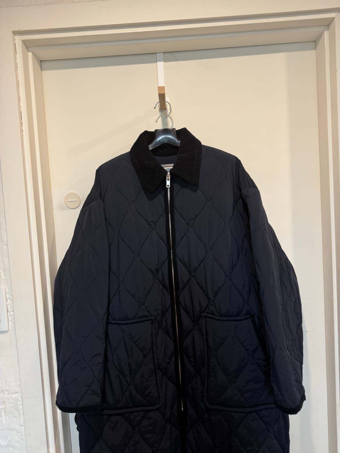 studio tomboy 스튜디오톰보이 퀼팅 롱 자켓 상품이미지2