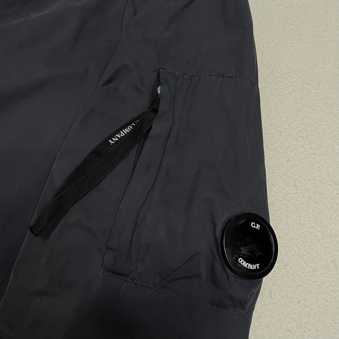 [100] CP컴퍼니 씨피 렌즈 와펜 나일론 싱글 발마칸 코트 1850 상품이미지6