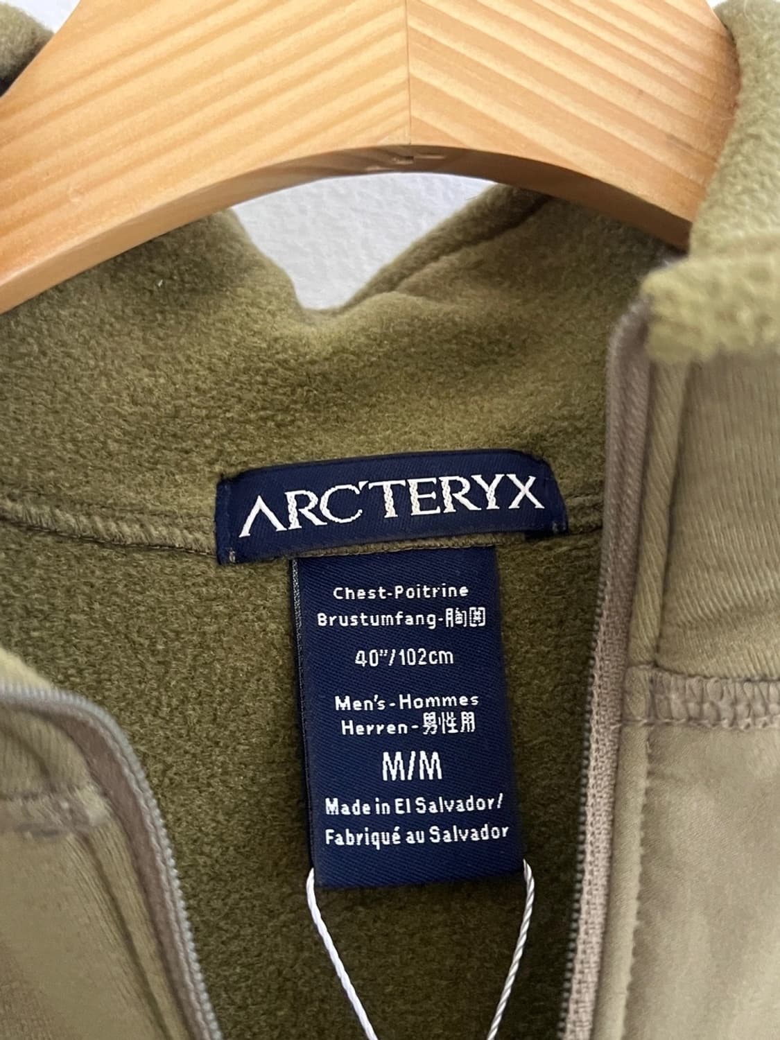 아크테릭스 후드 상품이미지2