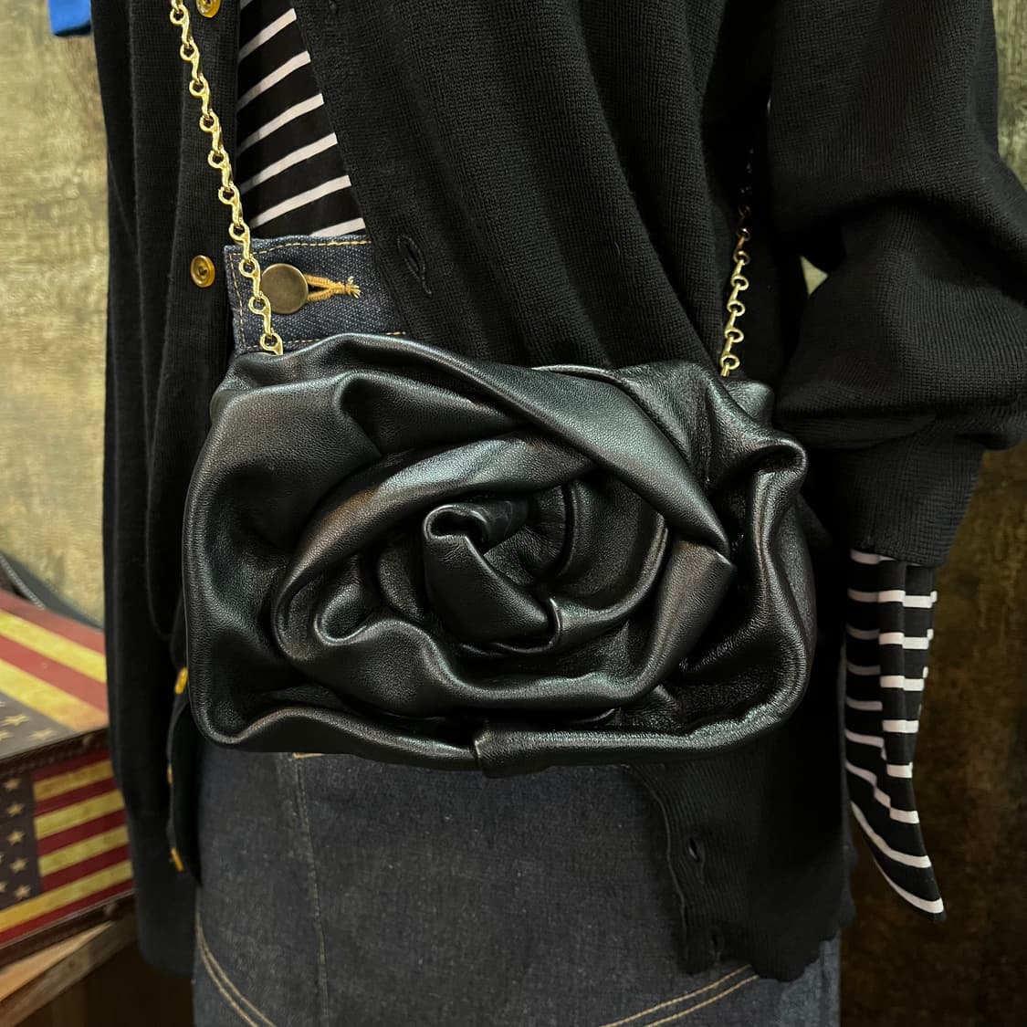 버버리 로즈 체인 클러치 백 상품이미지2