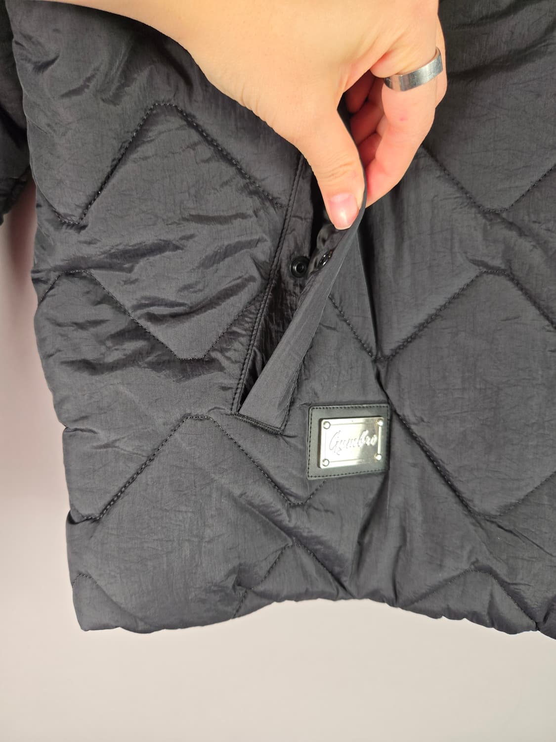 [무료배송]새상품 GBRO 짐브로 M 남성 퀼팅 깔깔이 패딩 점퍼 블랙 상품이미지3