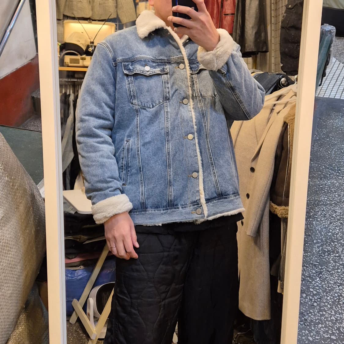 FREE(착샷잇음) 털배색 데님자켓  상품이미지3