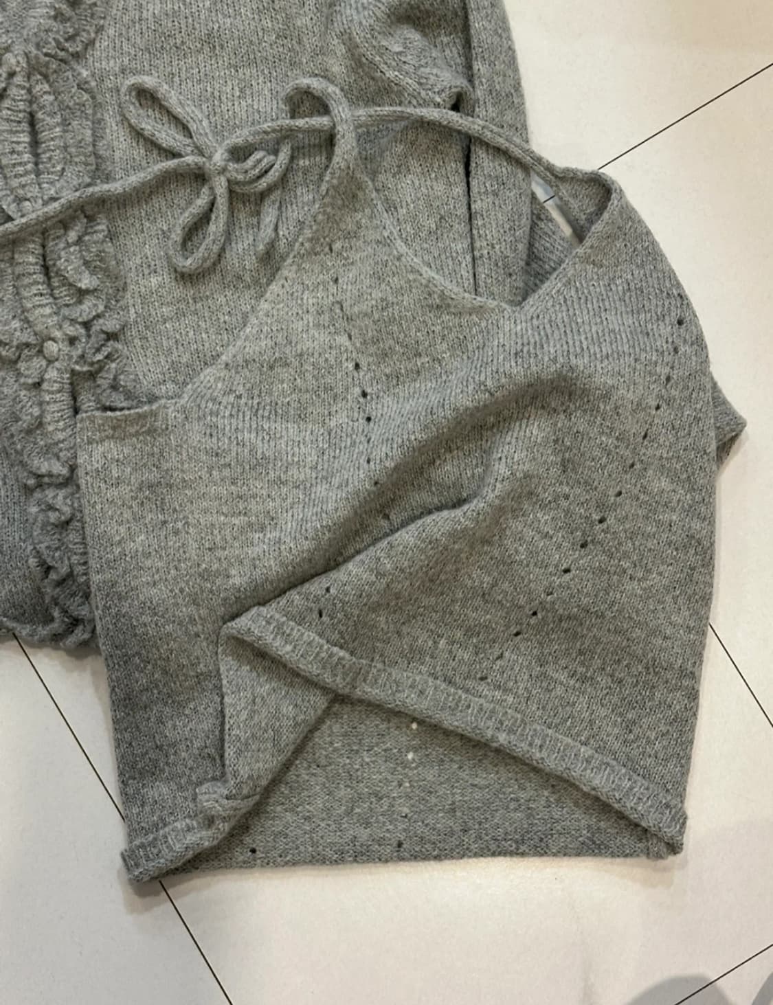 미치코런던 러플 울 니트 가디건 세트 멜란지 그레이 상품이미지7