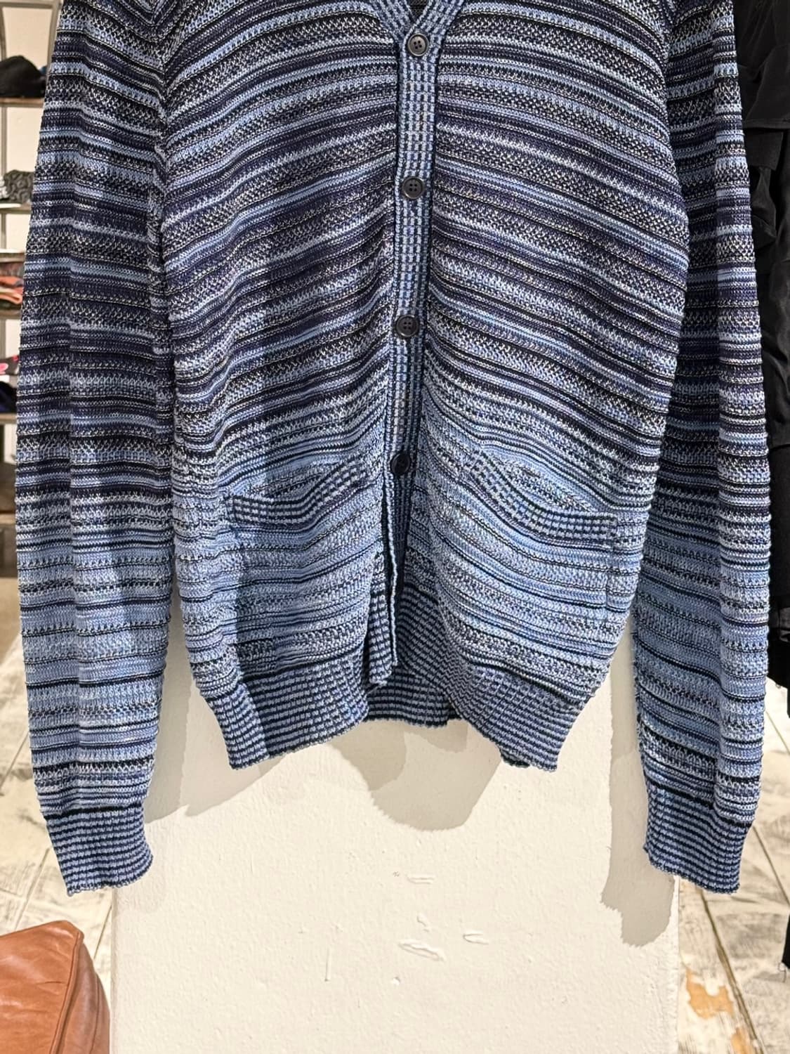 미쏘니 블루 스트라이프 오버사이즈 니트 가디건 상품이미지5