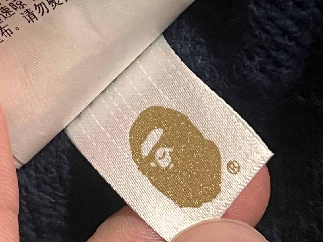 새상품급) 베이프 적계 반카모 샤크 후드집업 상품이미지5