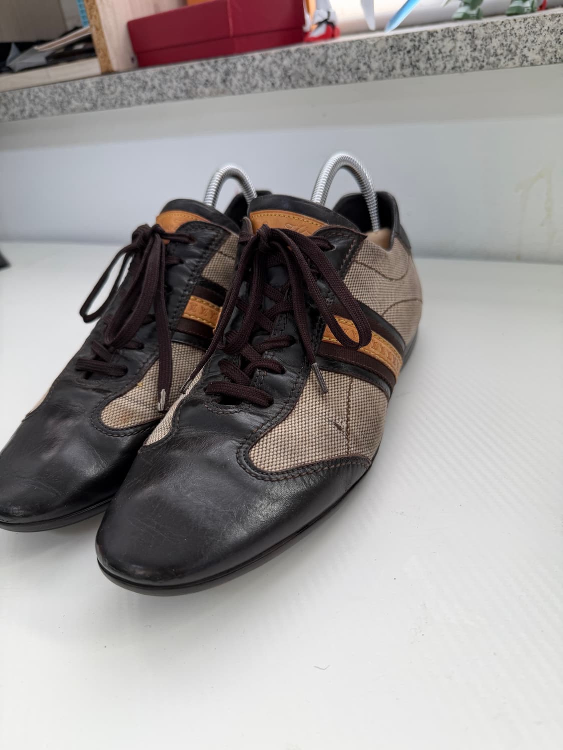 정품) 루이비통 남성 스니커즈 8 상품이미지2